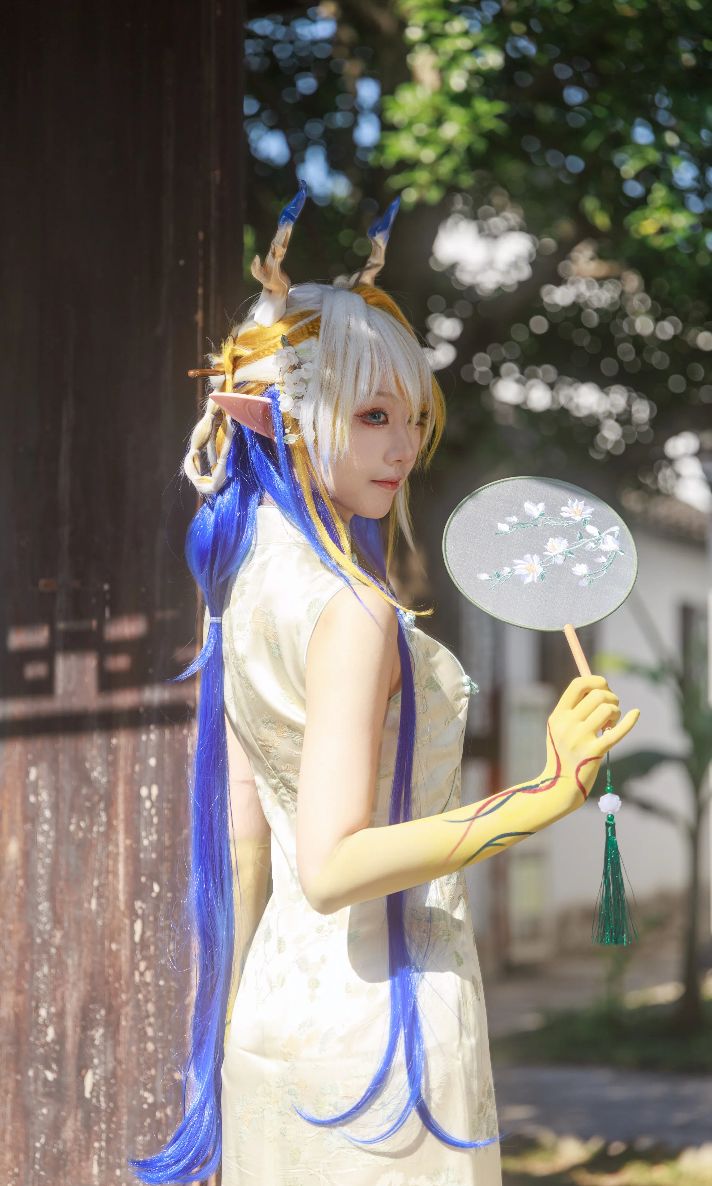 【シュ コスプレ】アークナイツ「穂光霽影」、庭園での午後のひととき - 2 枚目