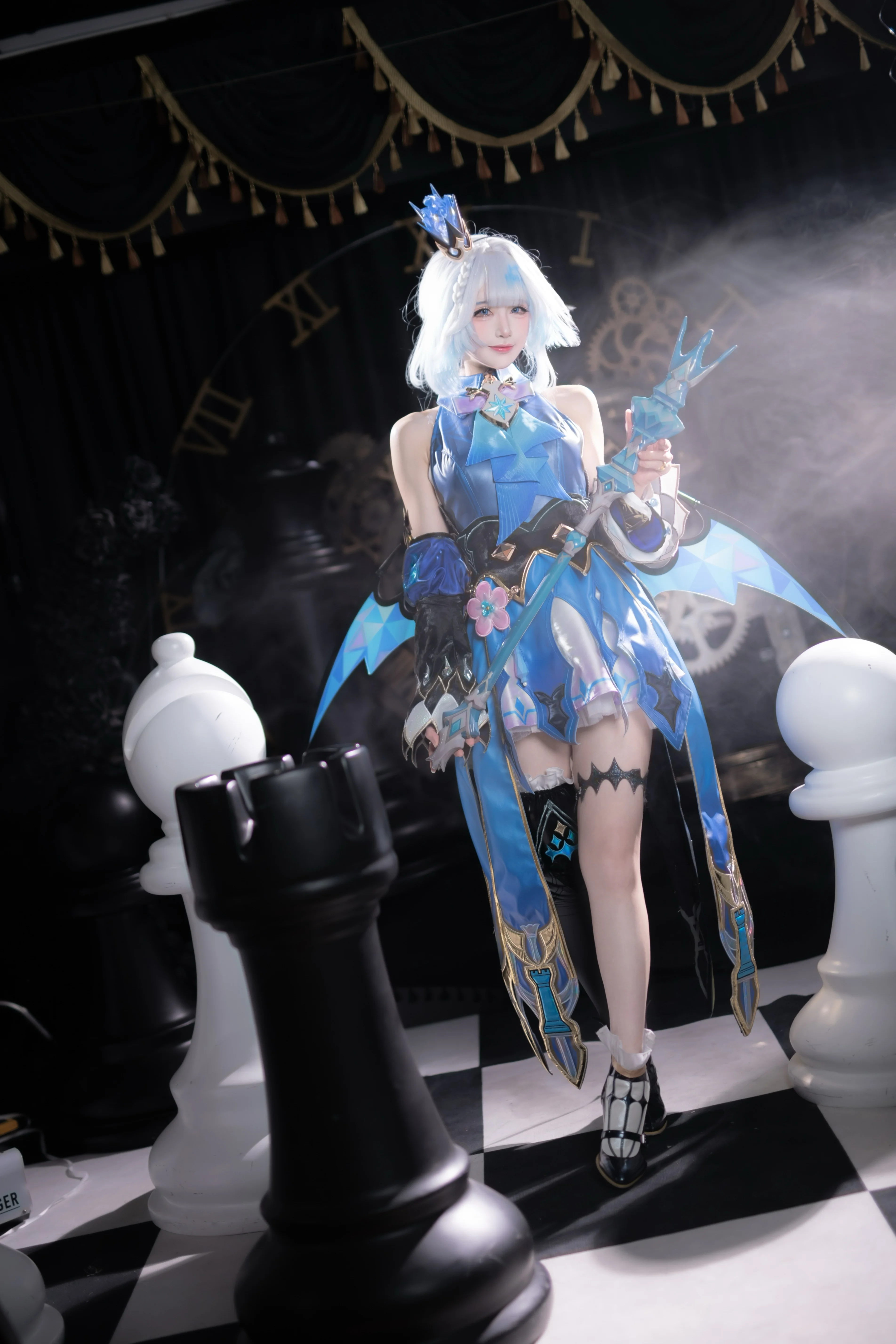 [Cerydra cosplay] Above the Chessboard of Honkai: Star Rail, the Elegant Game of the Chess Player - Image 1