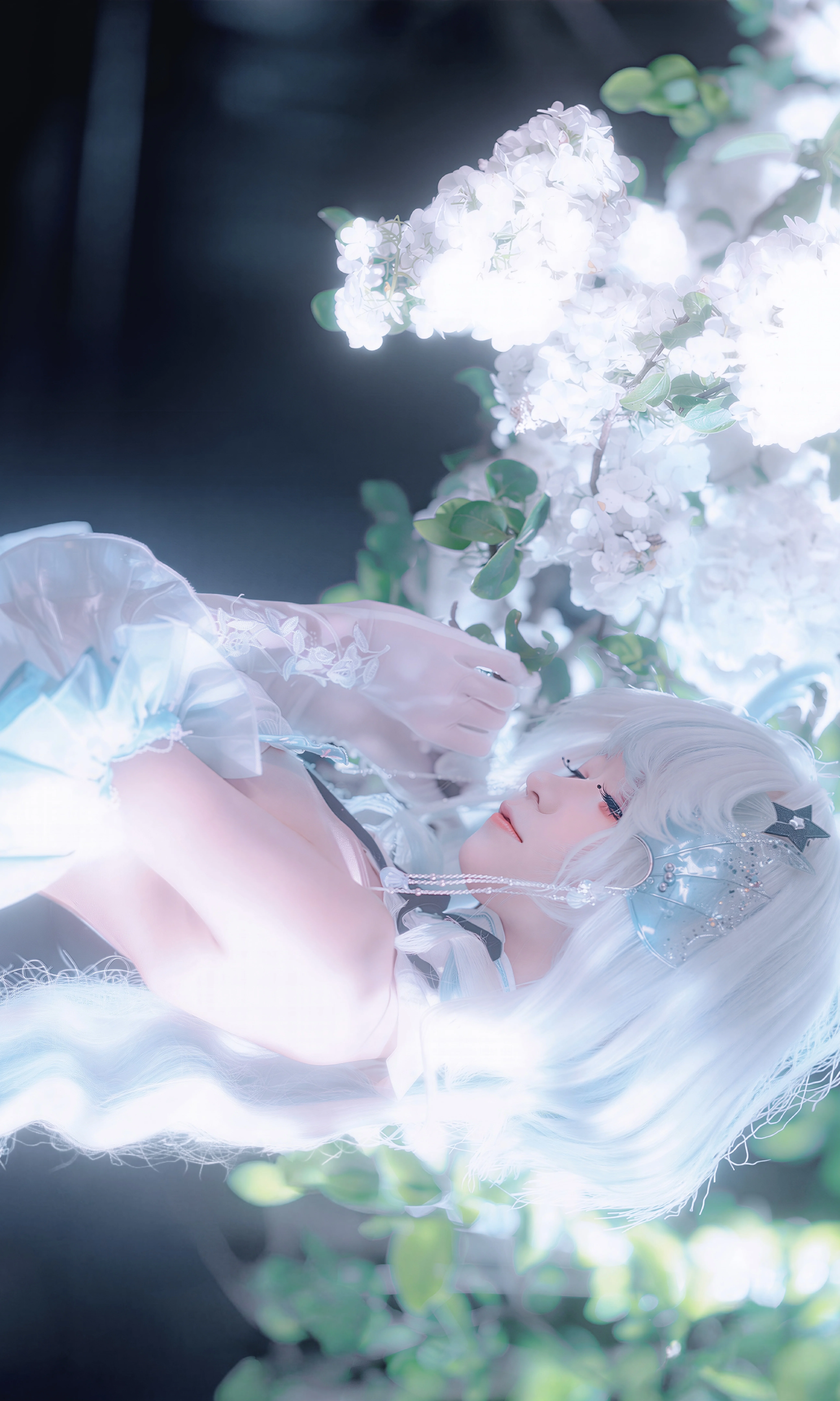 【芙宁娜cos】原神 梦幻花丛里的华丽瞬间 - 第 5 张