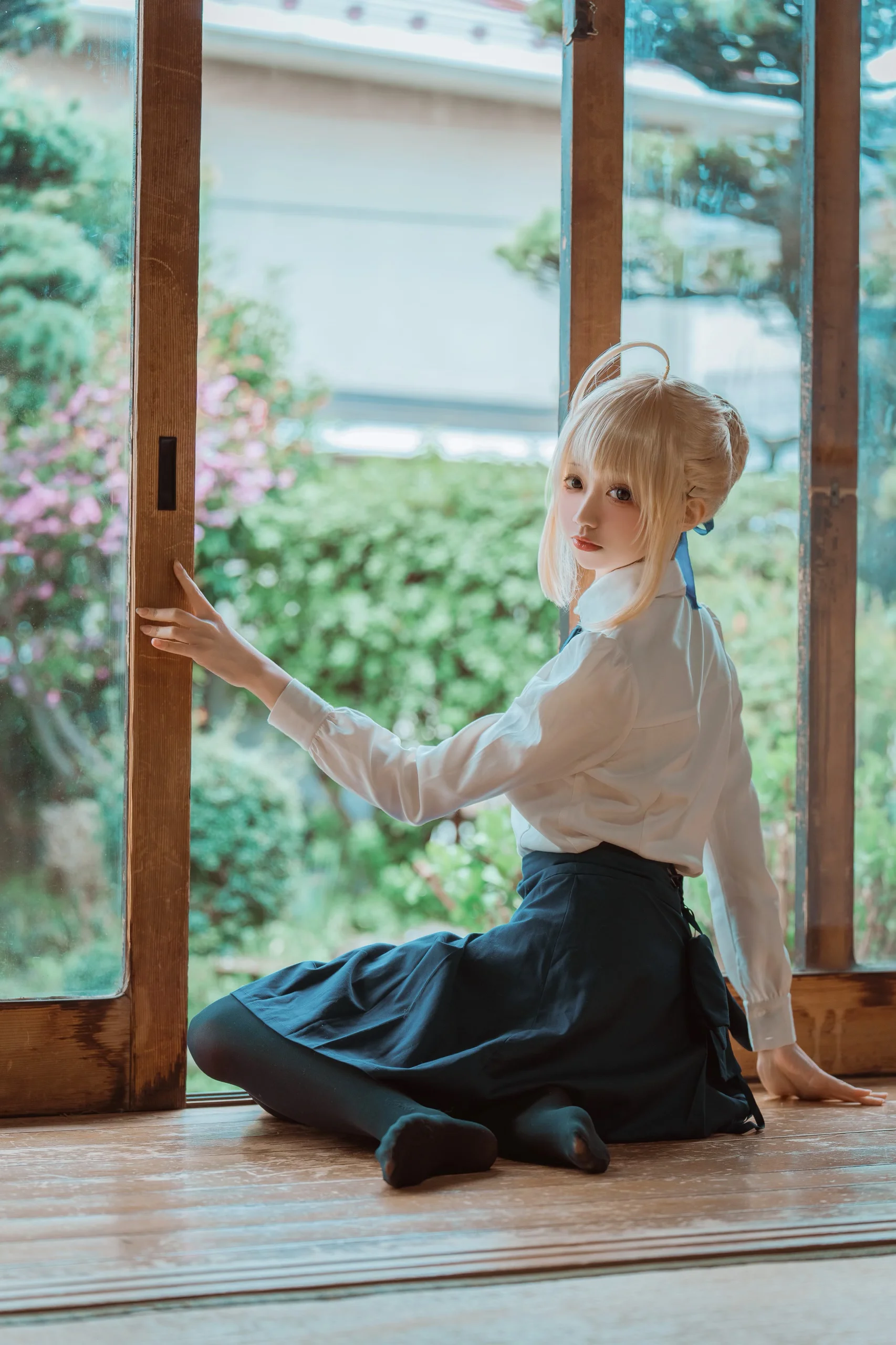 【アルトリア コスプレ】『Fate/stay night 2006年版』のクラシックな日常へ - 3 枚目