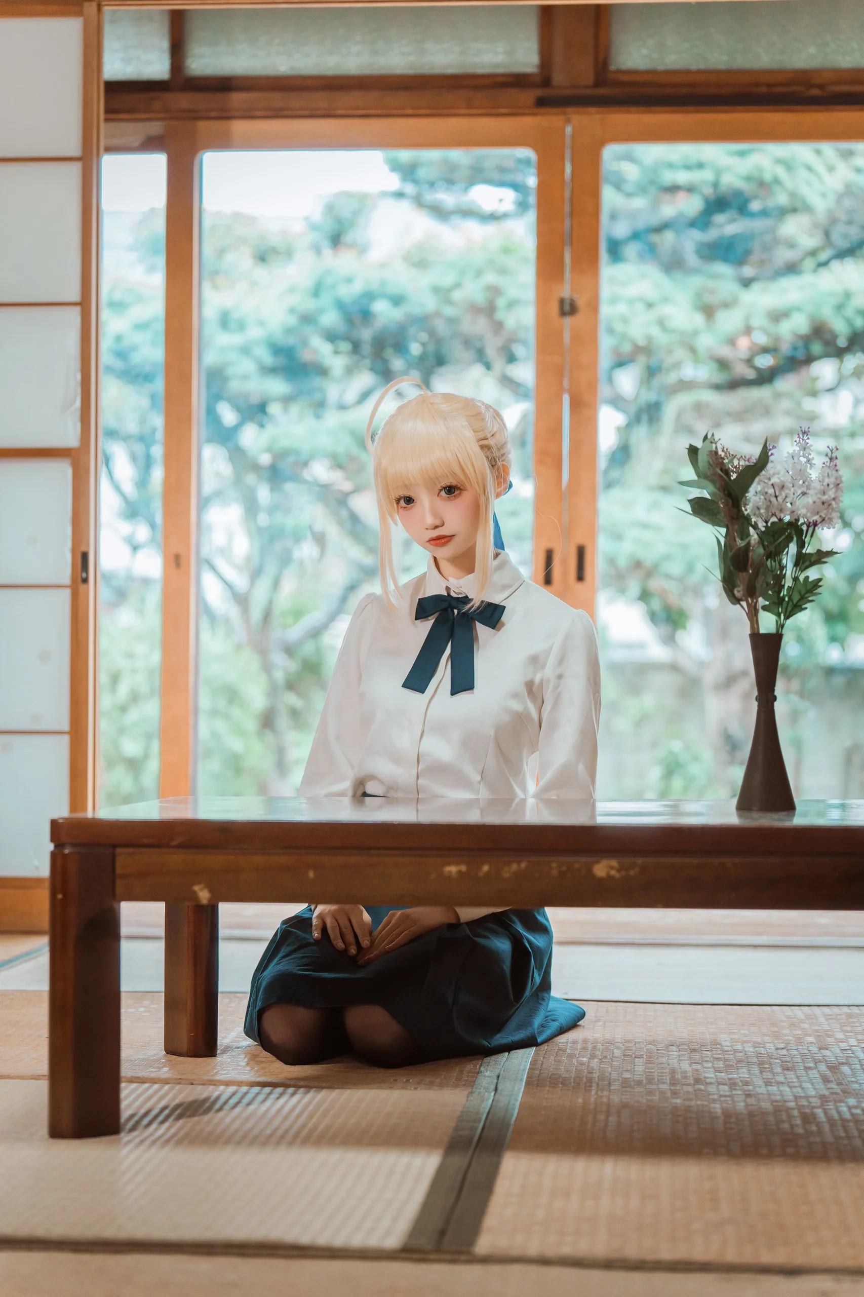 【アルトリア コスプレ】『Fate/stay night 2006年版』のクラシックな日常へ