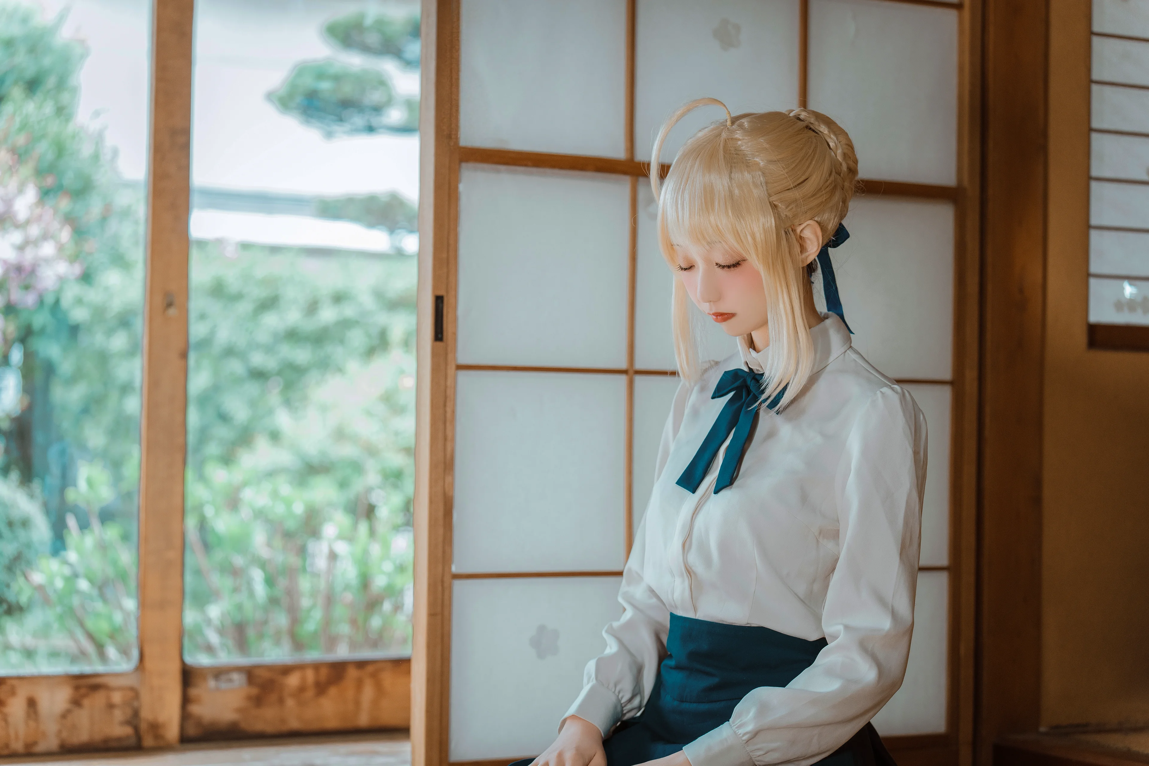 【アルトリア コスプレ】『Fate/stay night 2006年版』のクラシックな日常へ - 6 枚目