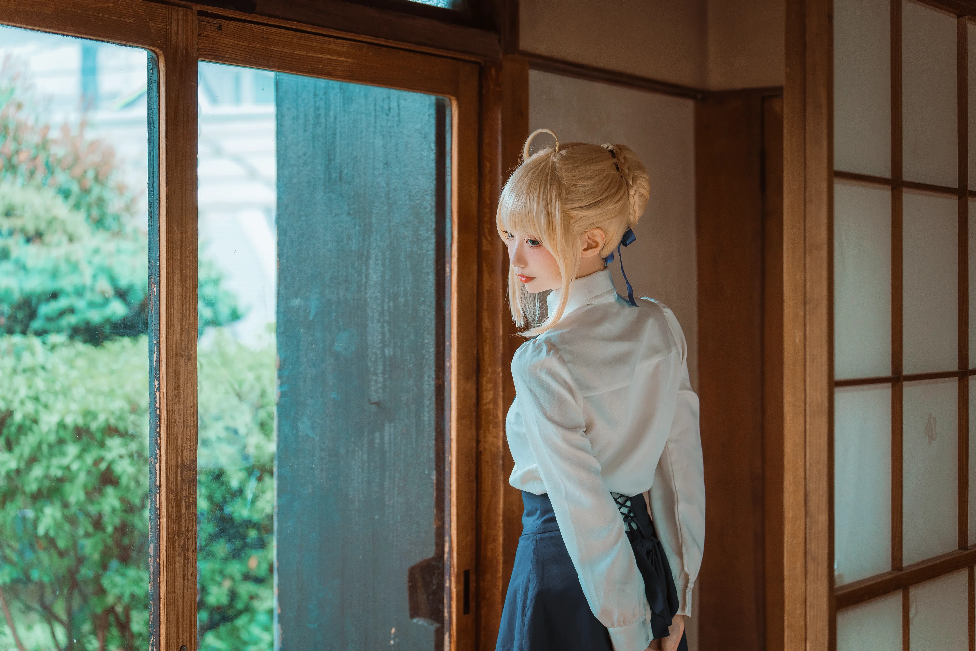 【アルトリア コスプレ】『Fate/stay night 2006年版』のクラシックな日常へ - 7 枚目