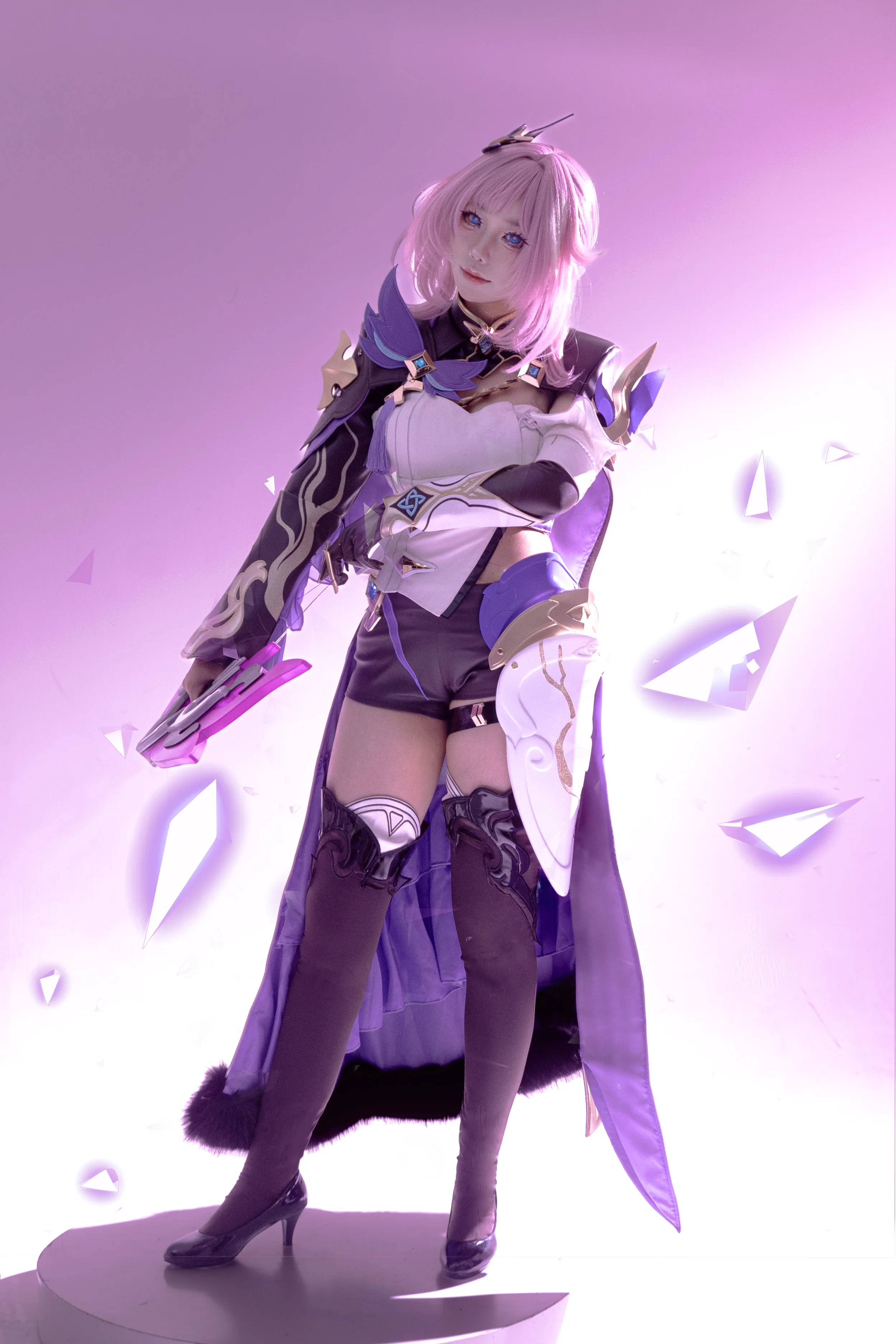 【爱莉希雅cos】崩坏3里的粉色妖精，弓与我的默契时刻 - 第 2 张