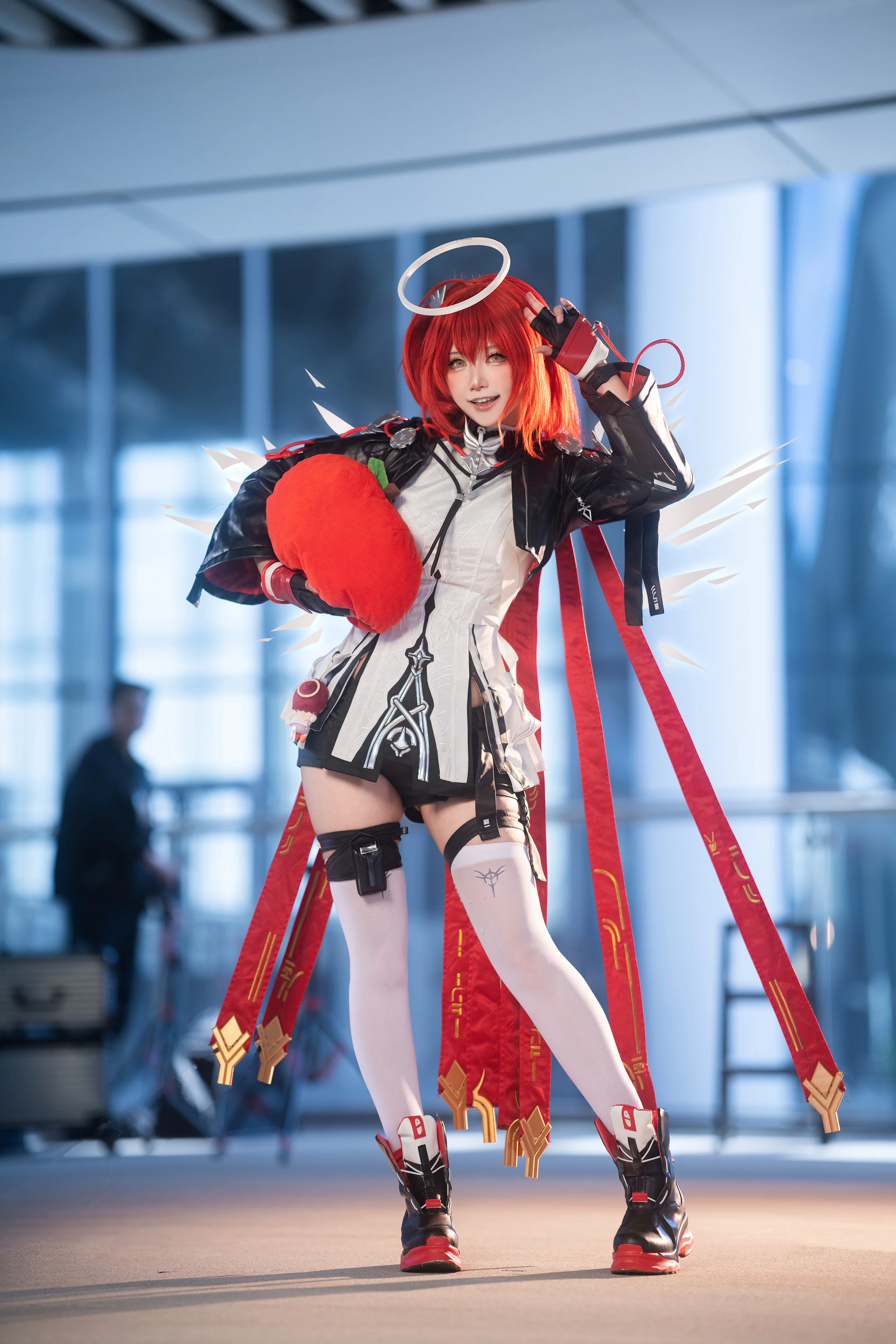 【新约能天使cos】在明日方舟七周年的光影里，与你共赴约 - 第2张