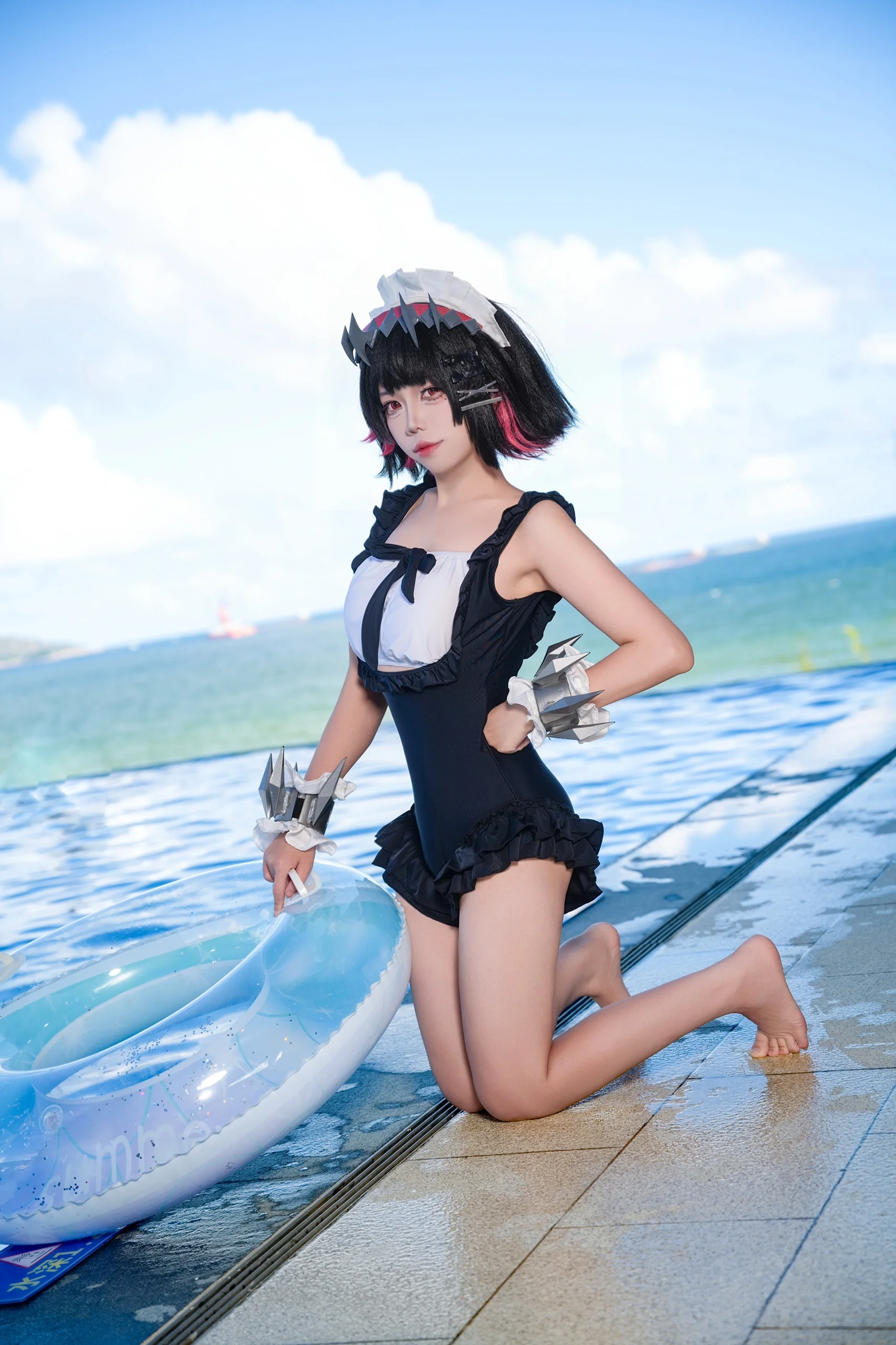 【艾莲乔cos】暂停家政，鲨鱼妹的夏日泳池假期 - 第 4 张