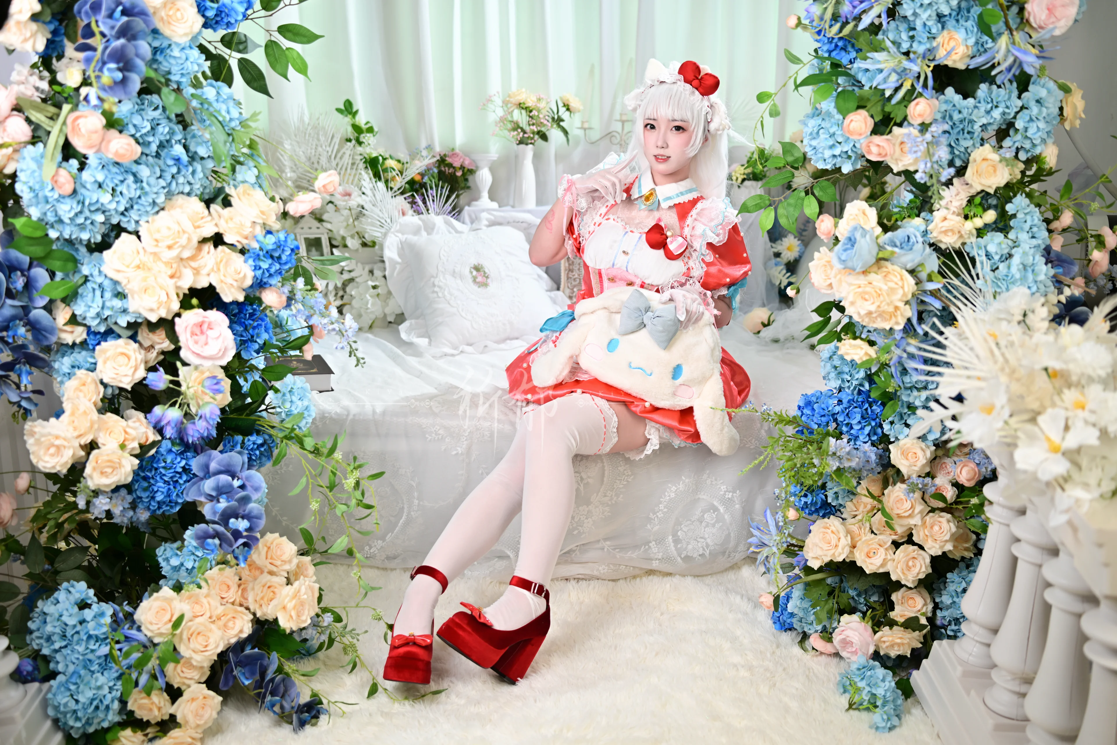 [Hu Tao cosplay] NARAKA: BLADEPOINT x Sanrio Collaboration, Dreamy Dress Photoshoot Sharing - Image 9