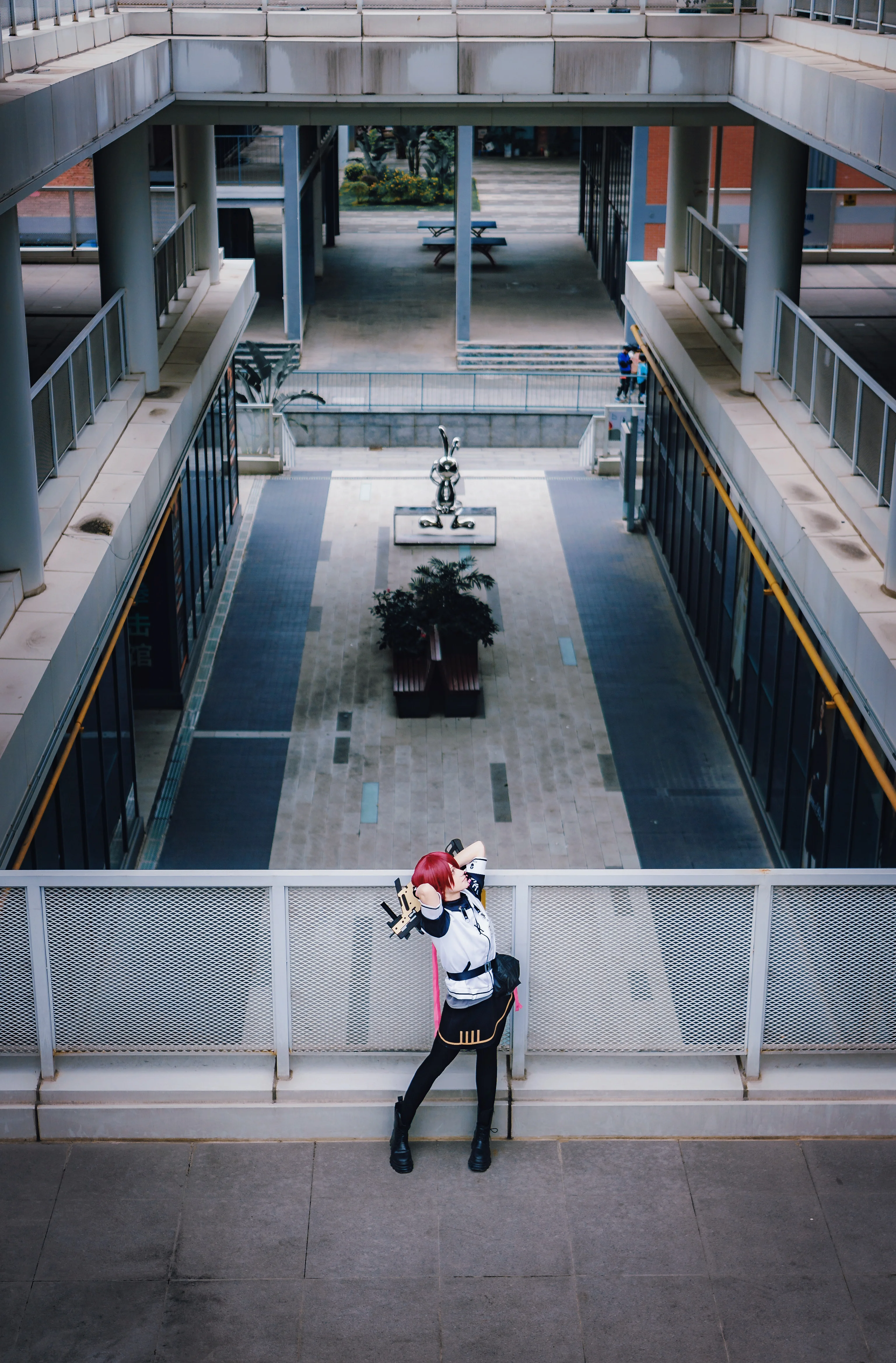 【Arknights Exusiai Cosplay】Red-Haired Angel, the Outdoor Daily Life of a Penguin Logistics Operator - Image 15