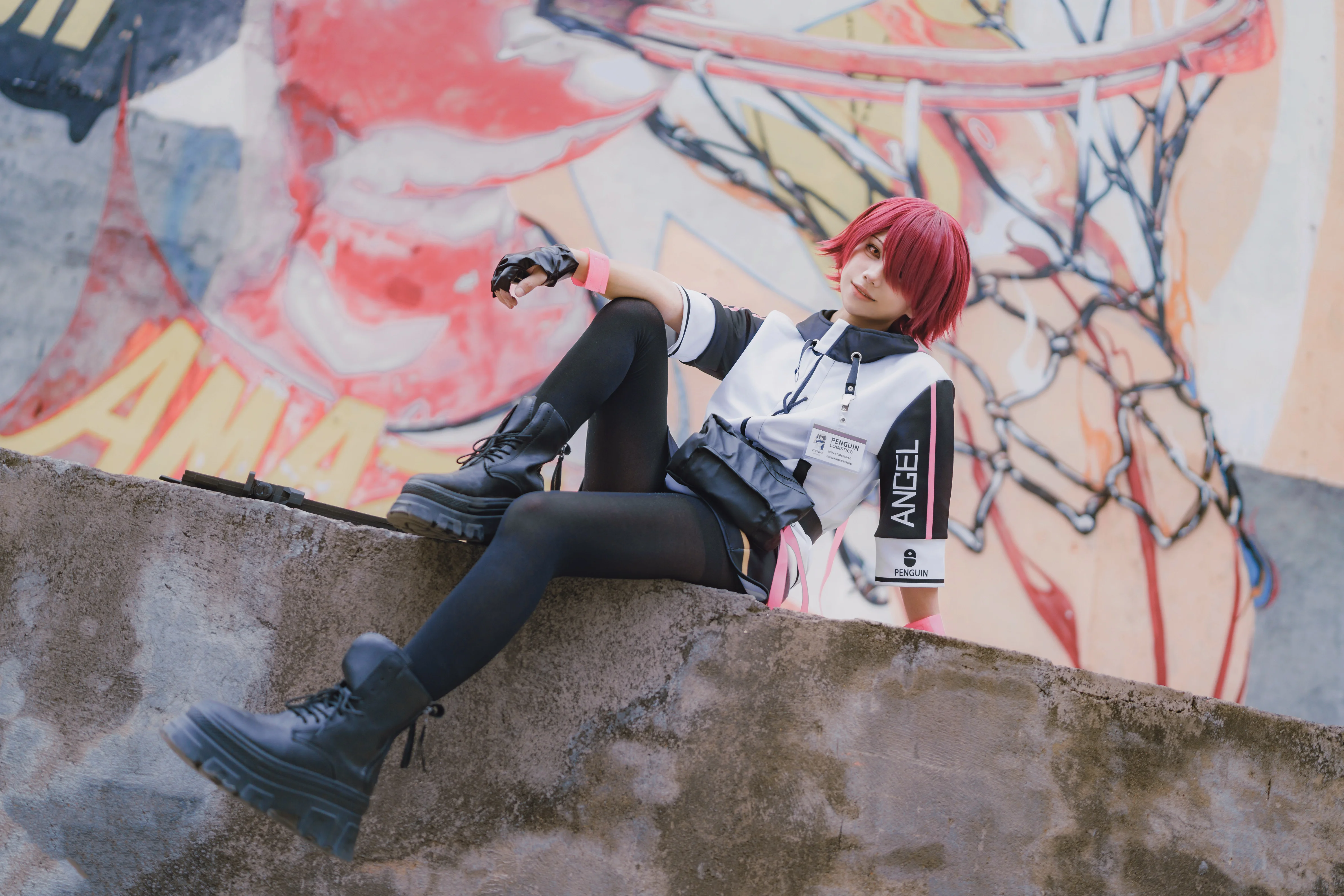 【Arknights Exusiai Cosplay】Red-Haired Angel, the Outdoor Daily Life of a Penguin Logistics Operator - Image 9
