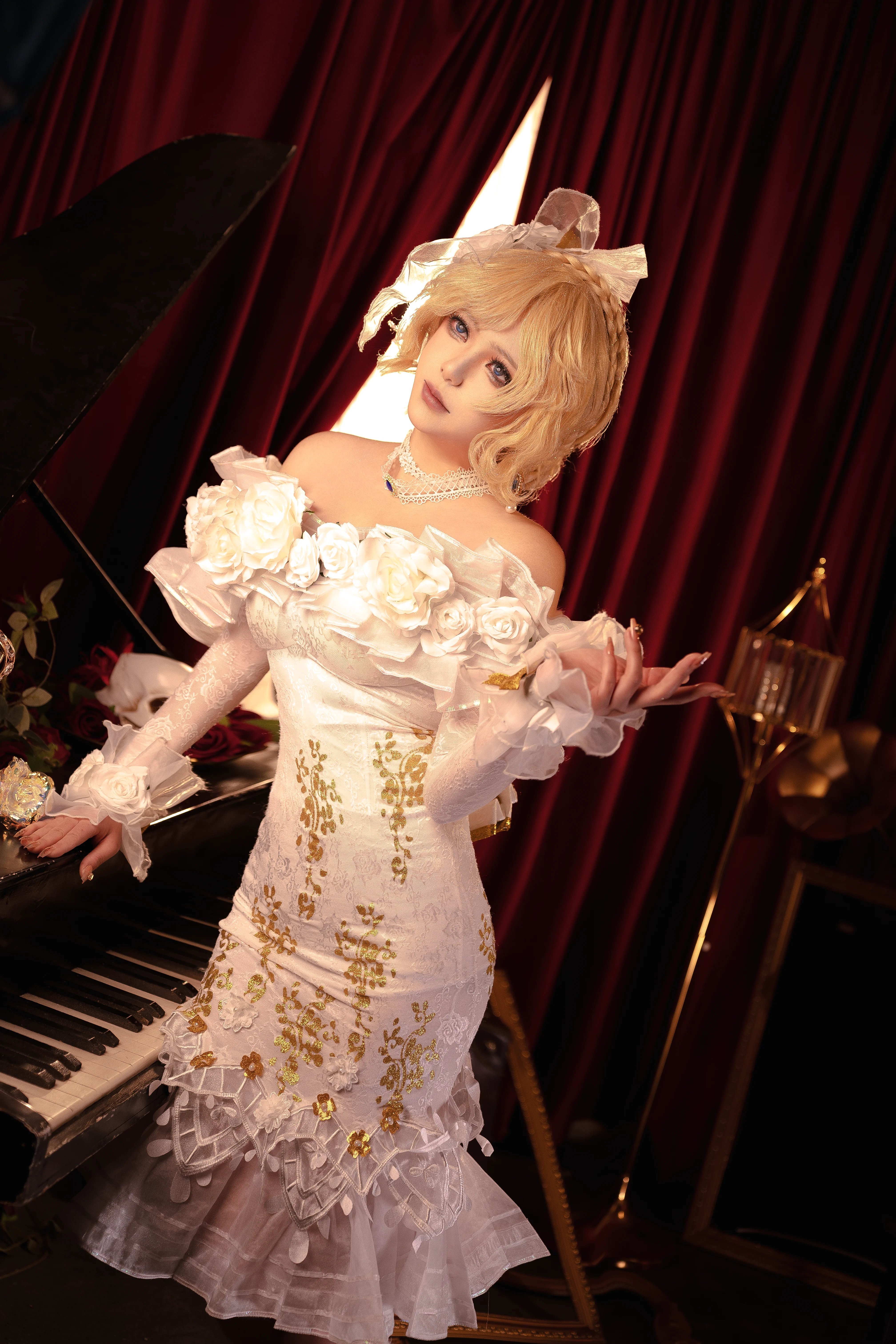 【調香師コスプレ】アイデンティティVの荘園に響く白薔薇とピアノの音色 - 4 枚目