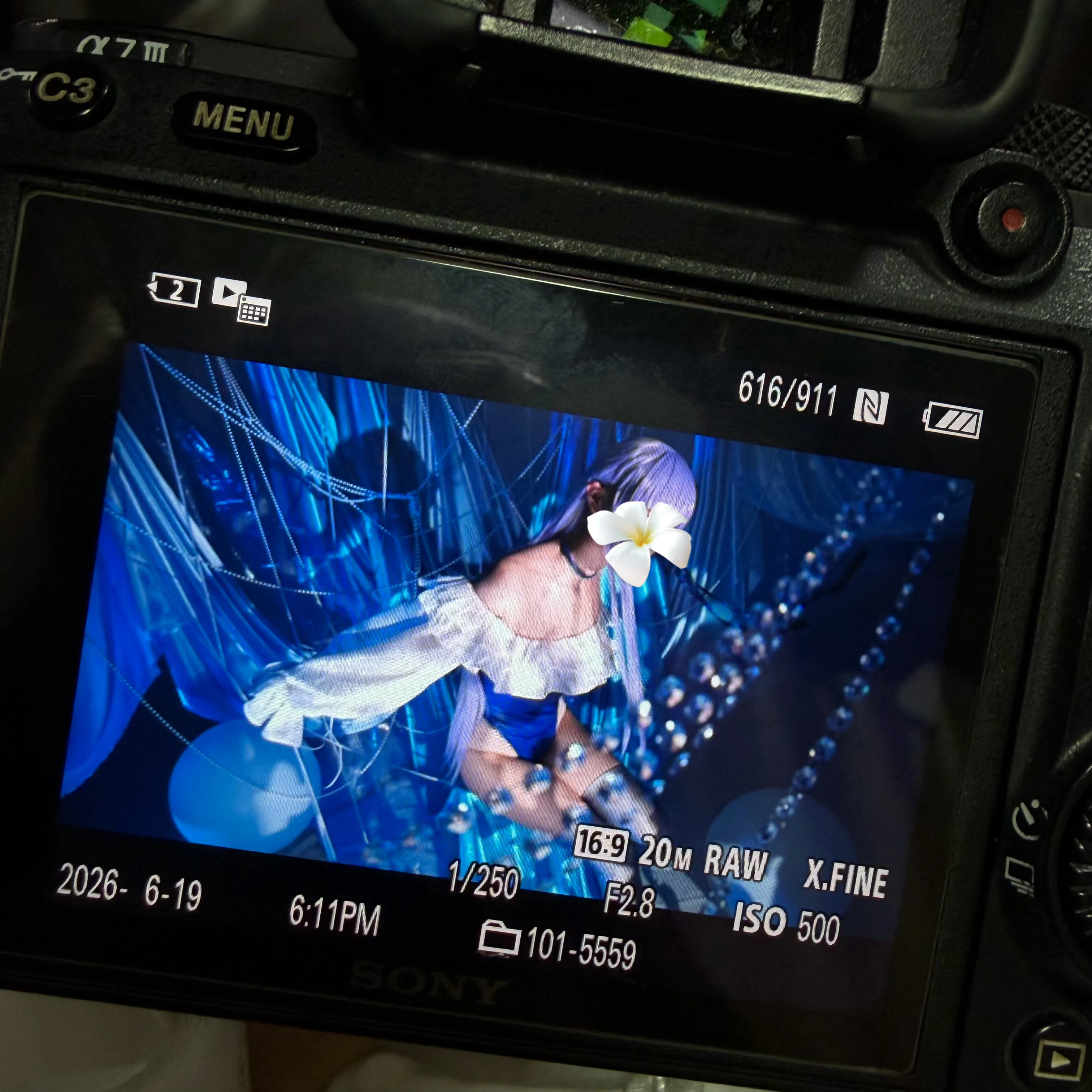 【メルトリリスコスプレ】水色に染まる謎のアルターエゴ・Λ（ラムダ）、澄まし顔でも隠しきれない萌え感 - 6 枚目