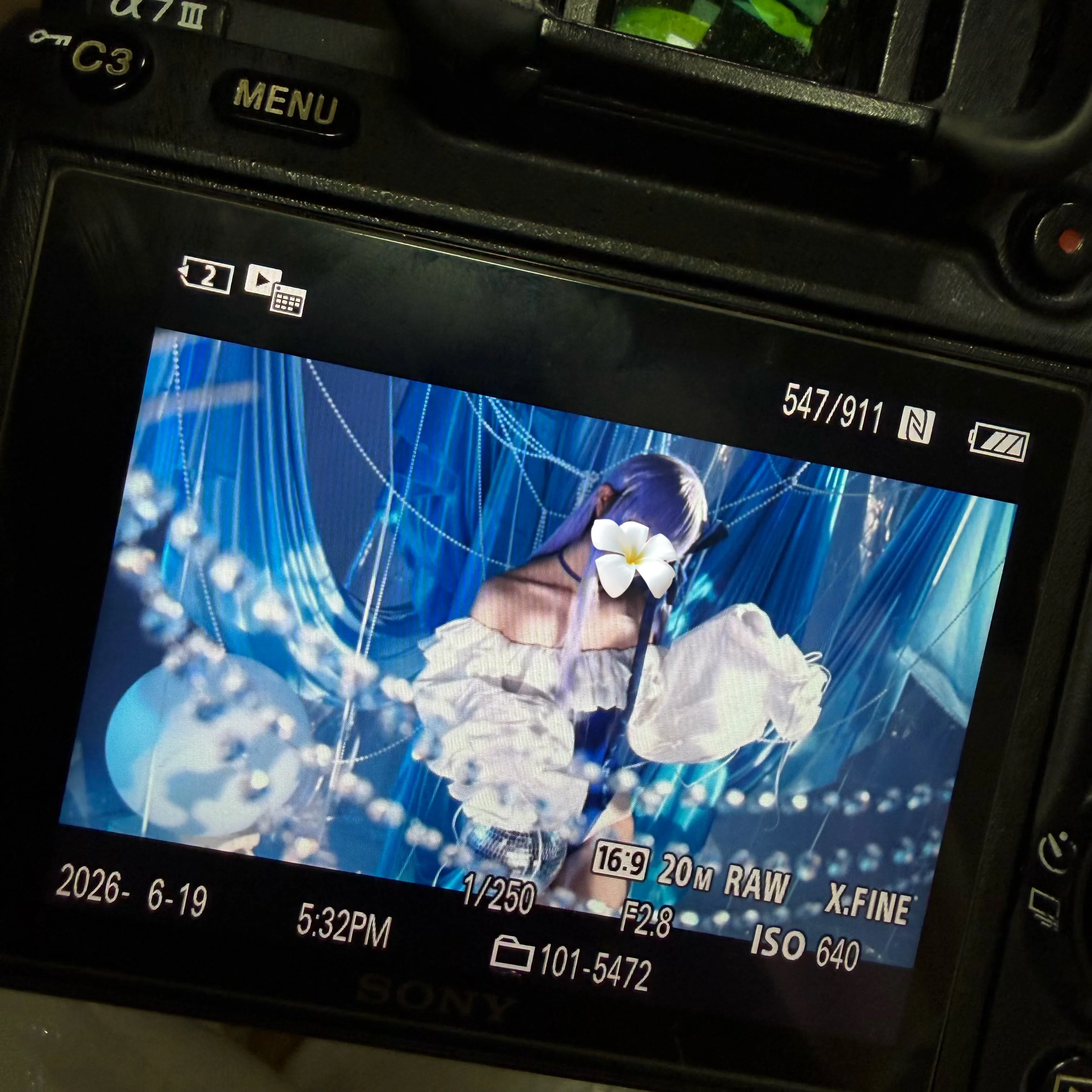 【メルトリリスコスプレ】水色に染まる謎のアルターエゴ・Λ（ラムダ）、澄まし顔でも隠しきれない萌え感 - 8 枚目
