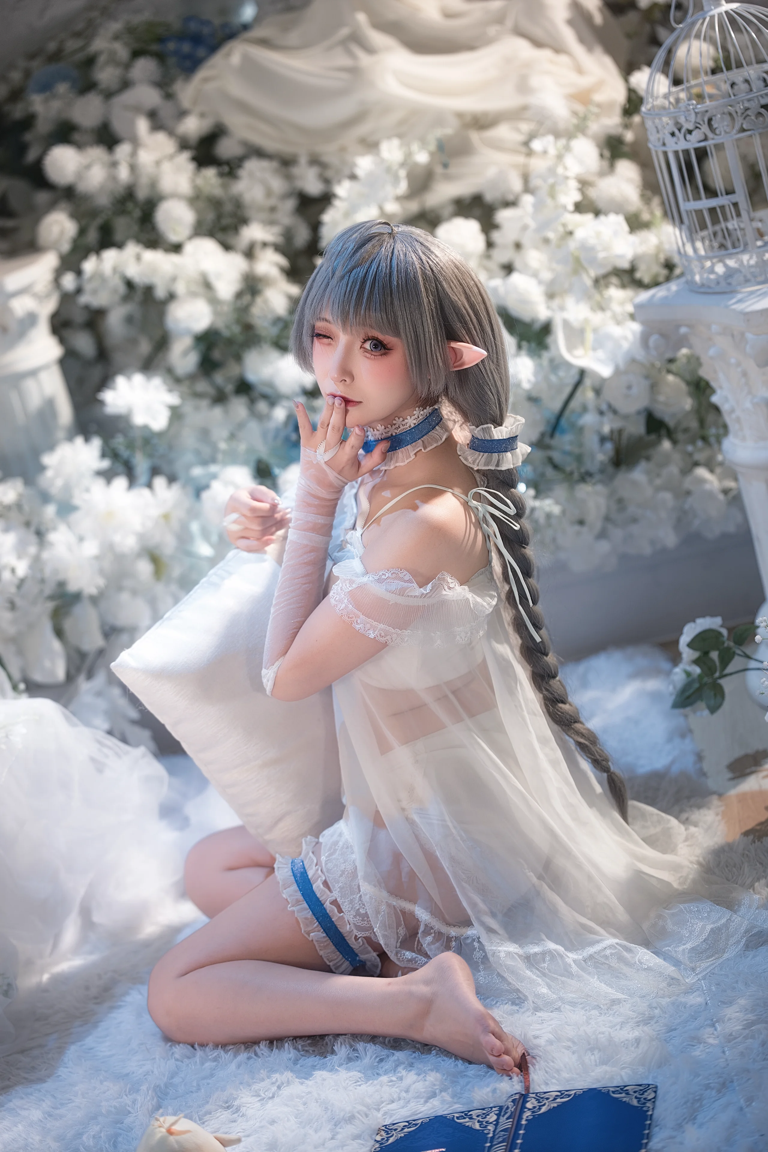 【埃佛森cos】在繁花与梦境中的曼妙时刻