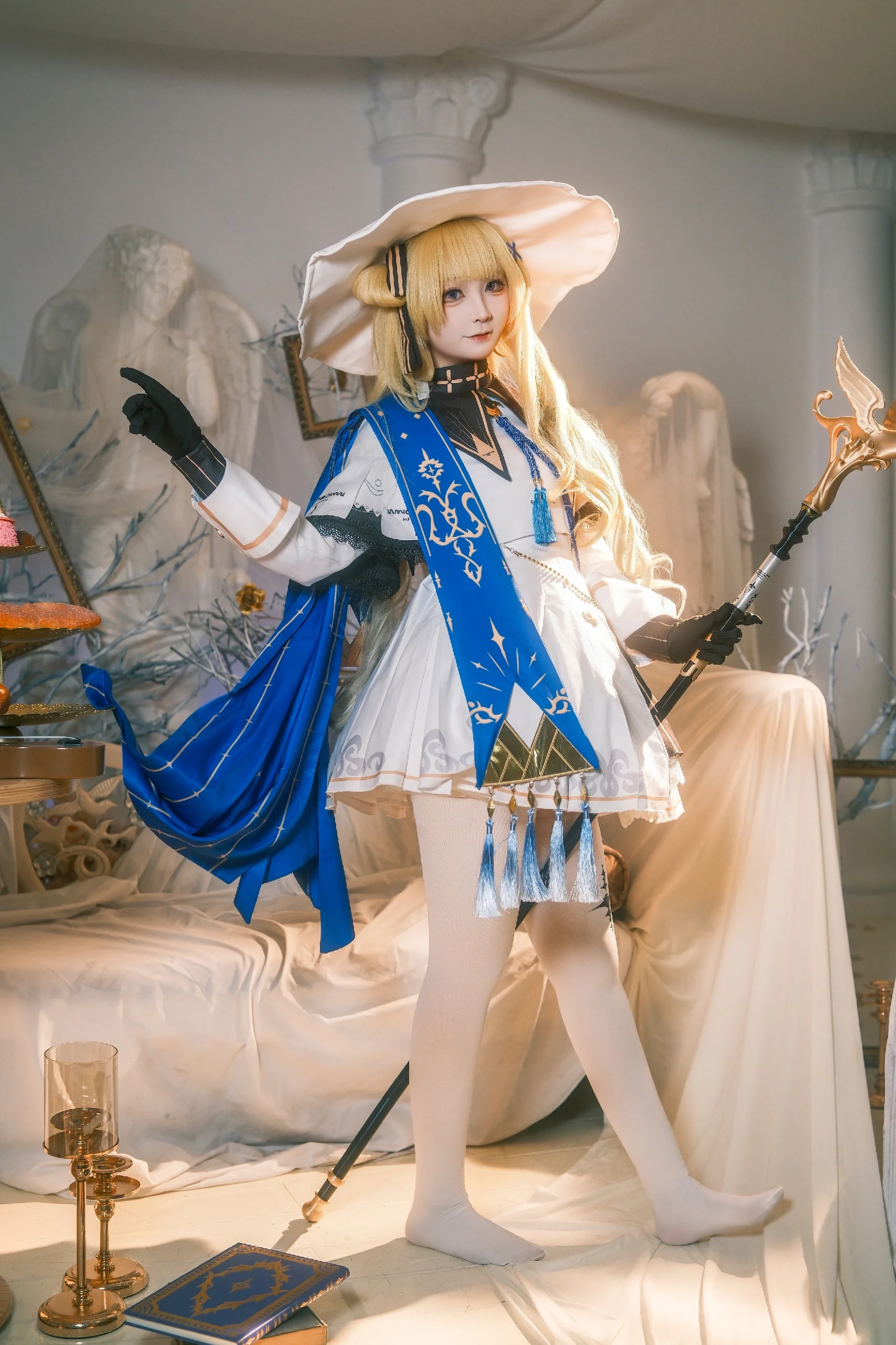 [Phoebe Cosplay] The Apprentice Cleric of Wuthering Waves — Showing You a Different Look Today - Image 4