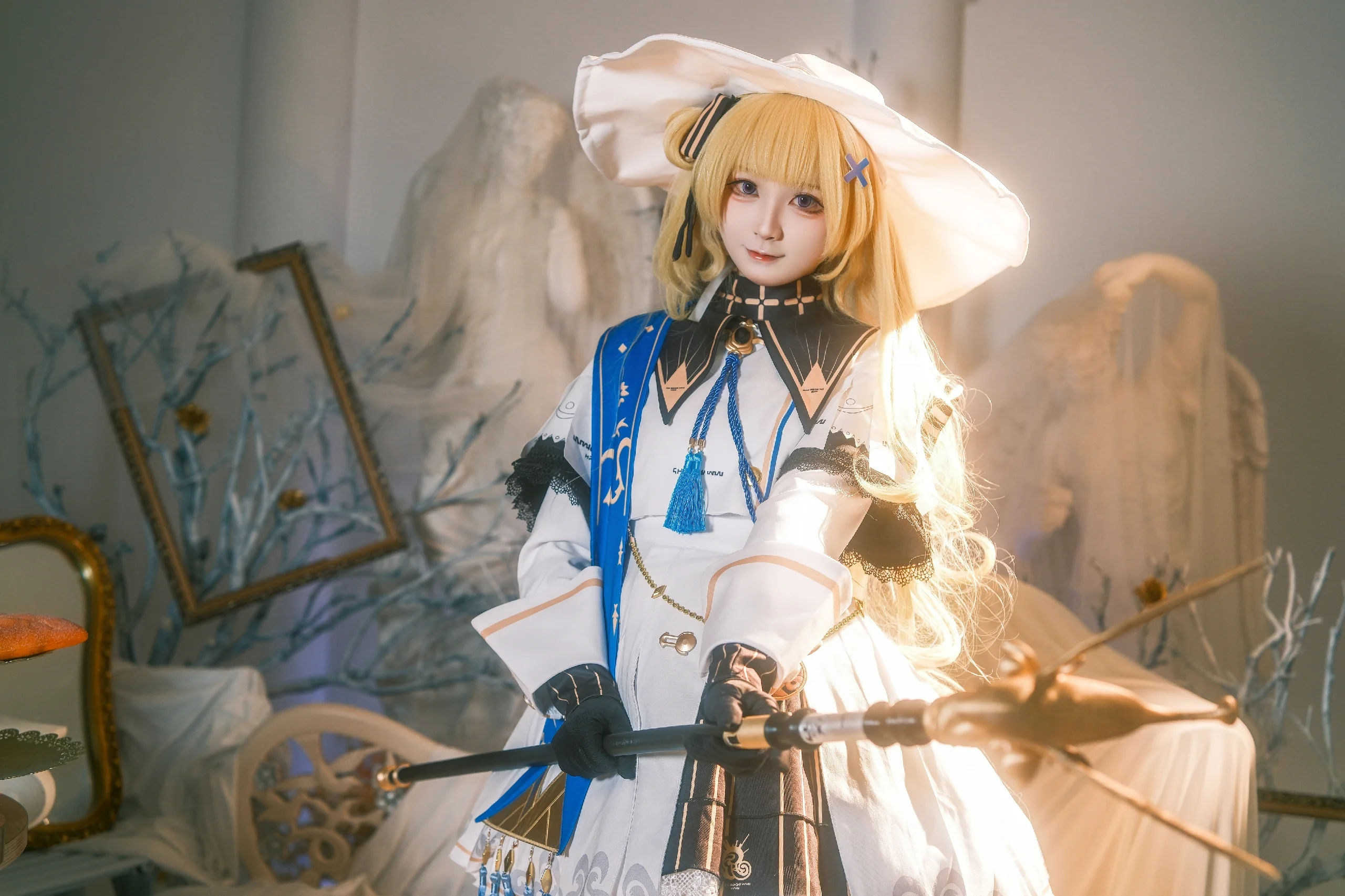 [Phoebe Cosplay] The Apprentice Cleric of Wuthering Waves — Showing You a Different Look Today - Image 8