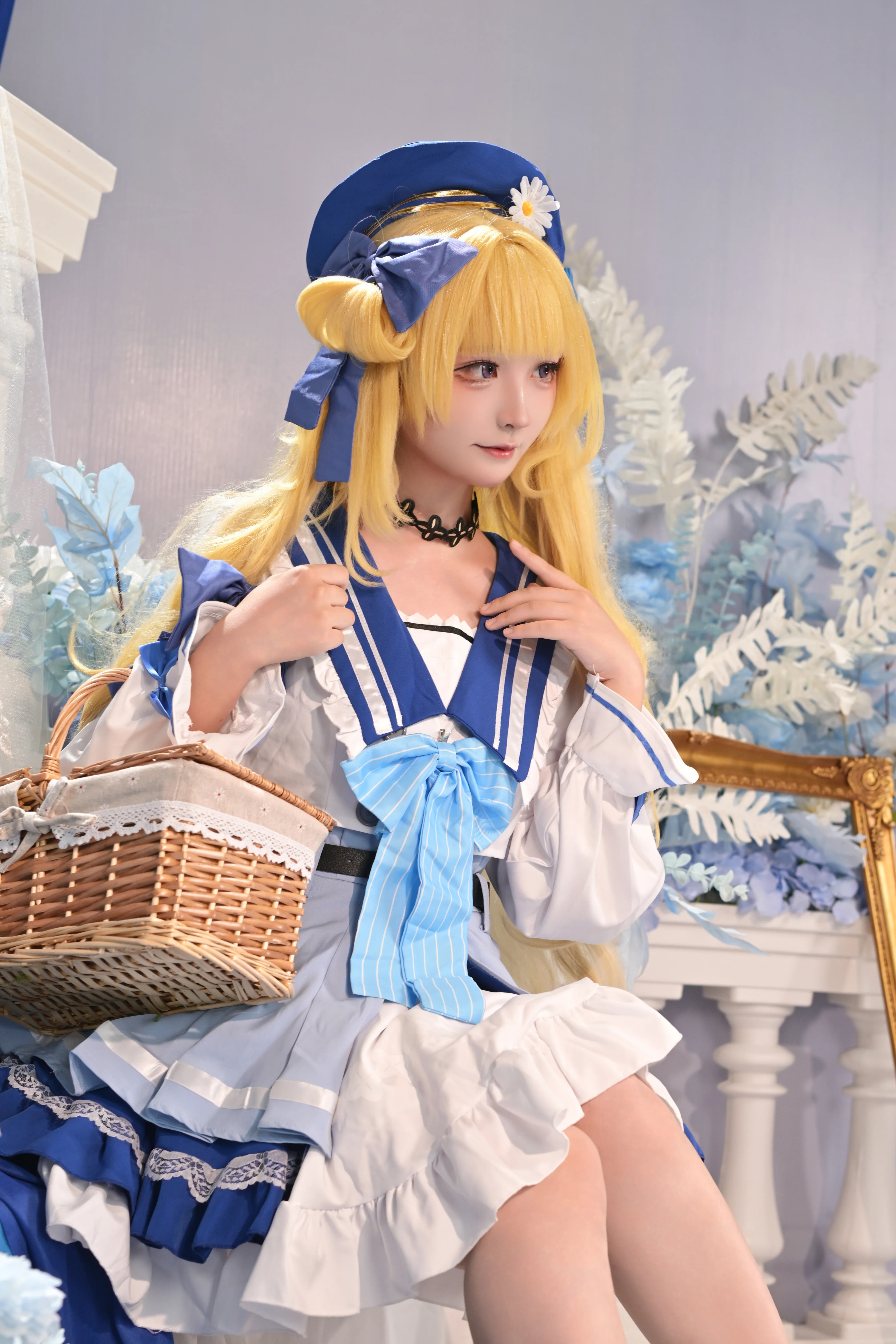 【フィービー コスプレ】『鳴潮』が織りなす青と白の海風、イベントの通行人目線から溢れる癒やし感 - 1 枚目