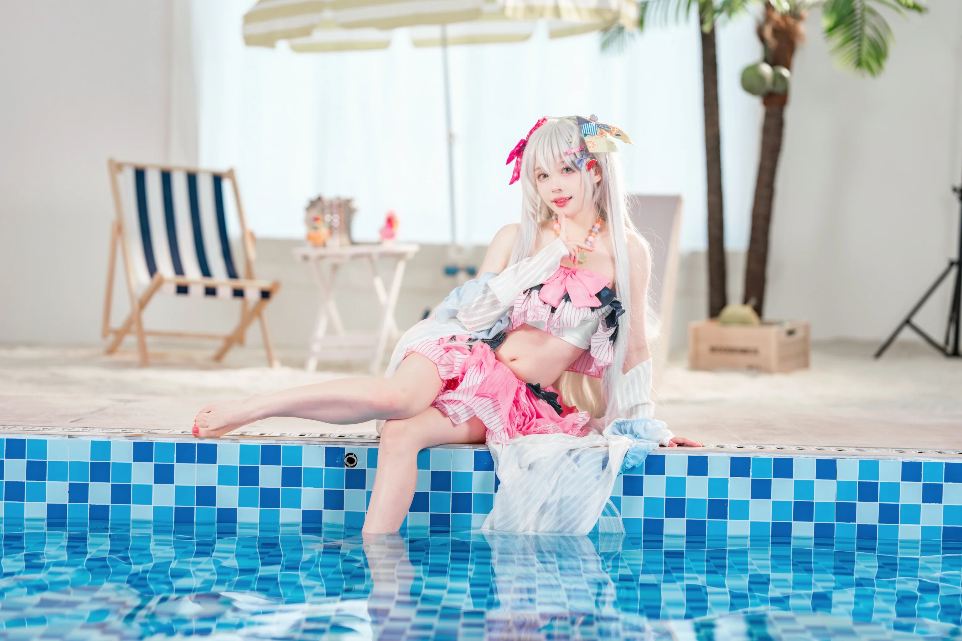 【白洲梓cos】碧蓝档案的夏日泳池清冷瞬间 - 第2张