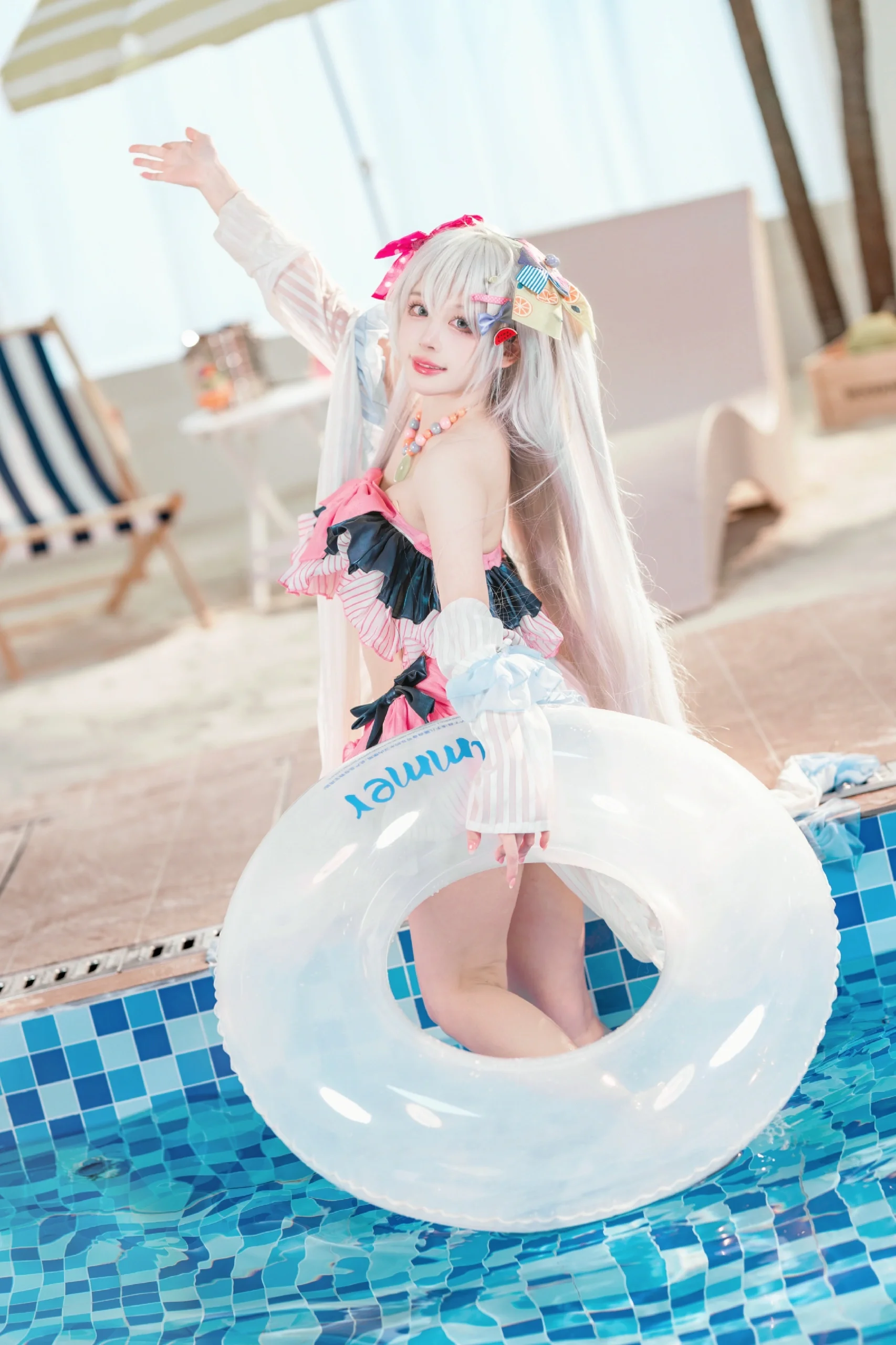 【白洲梓cos】碧蓝档案的夏日泳池清冷瞬间 - 第5张