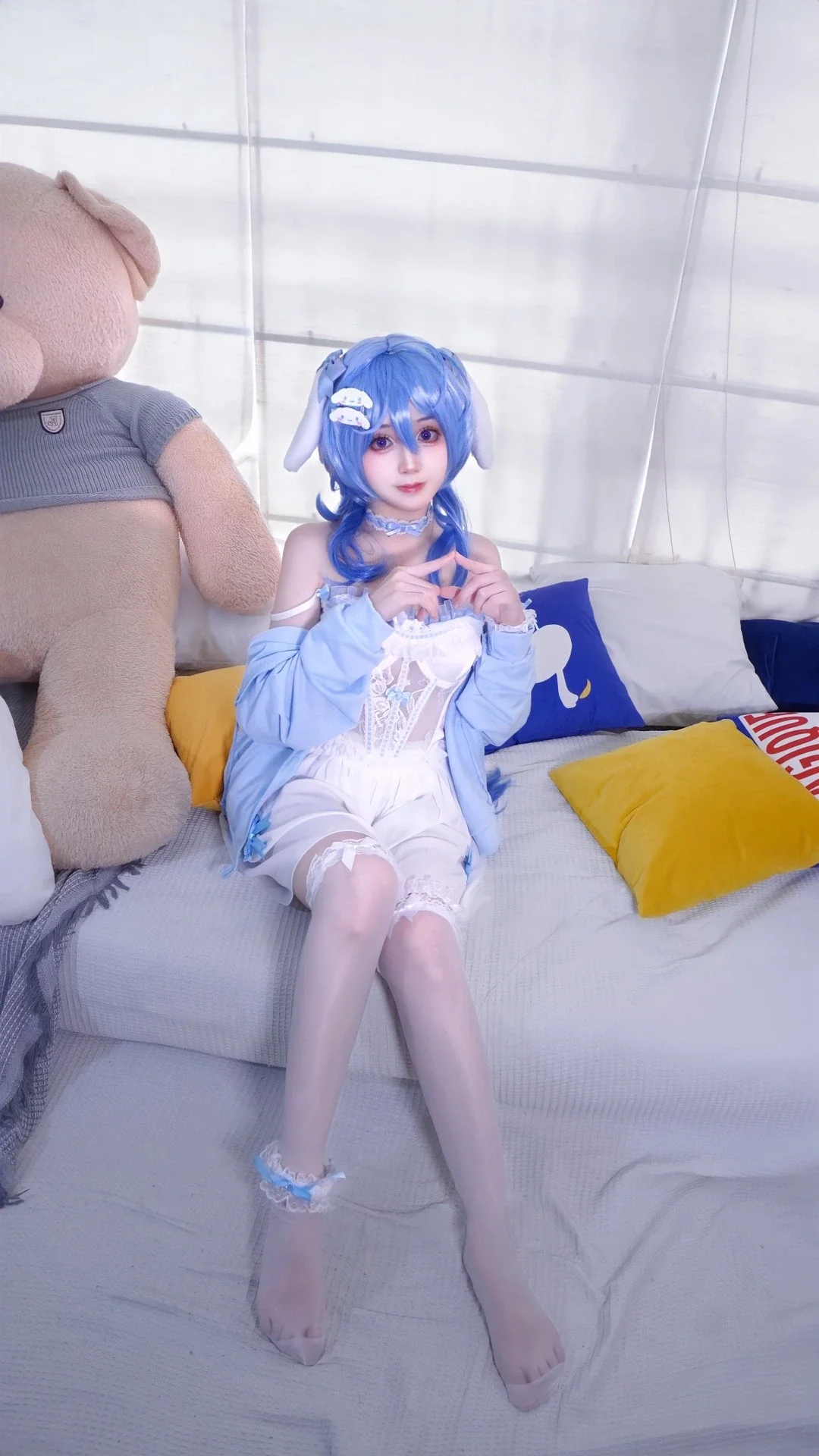 【甘雨cos】玉桂狗与甘雨的梦幻联动，喜茶联名款太绝啦 - 第 2 张