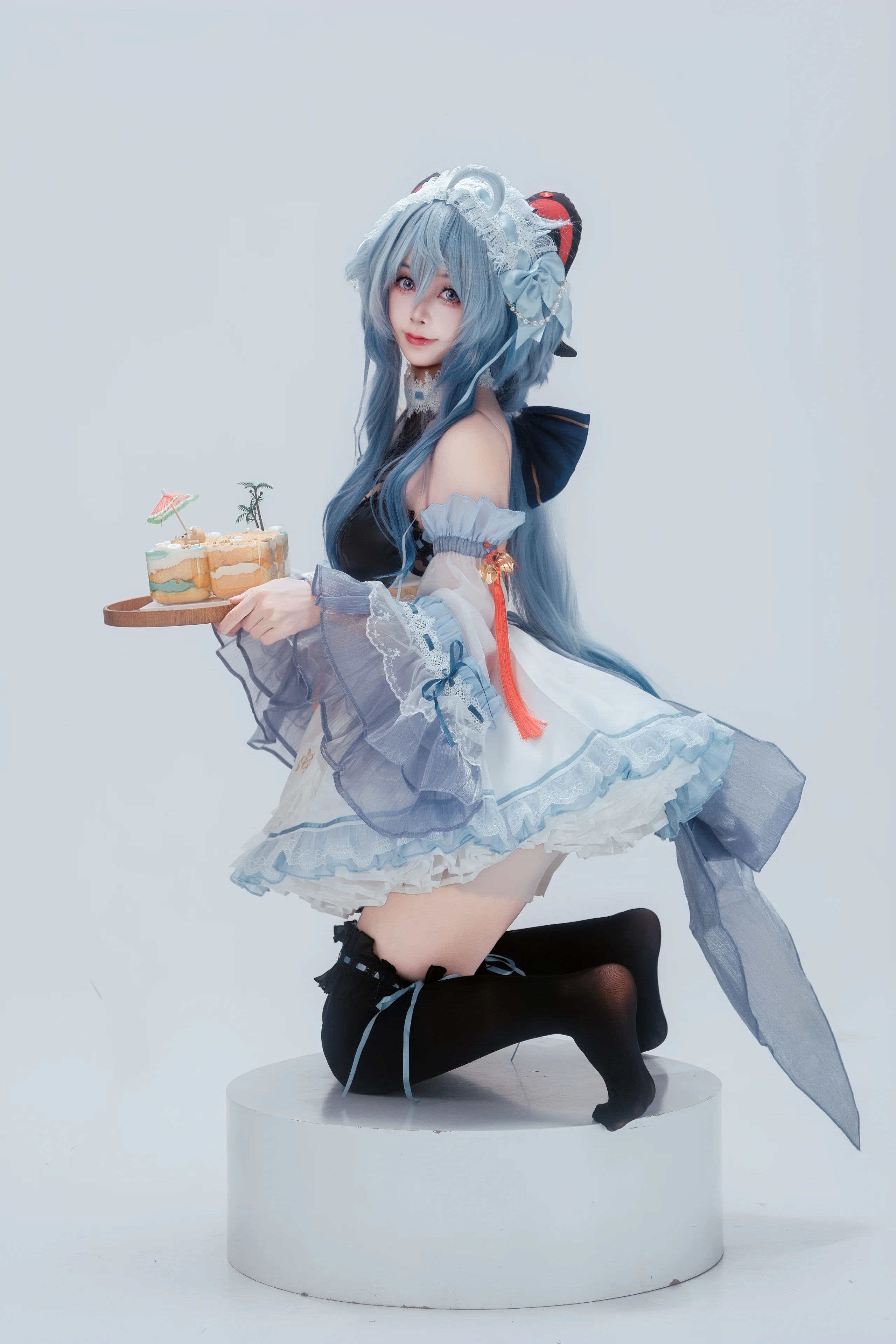 【甘雨cos】原神里的可爱女仆动作指南 - 第 6 张