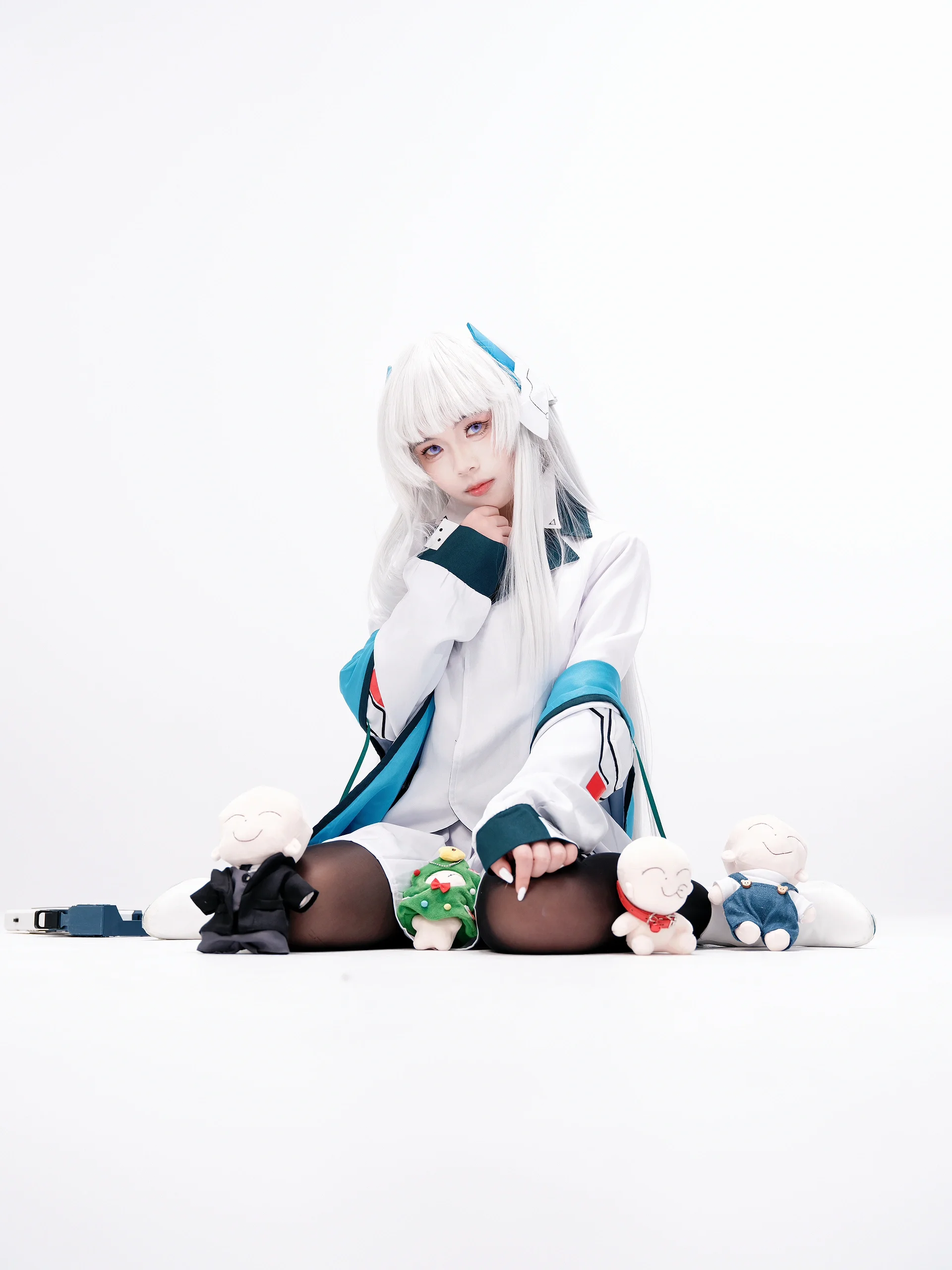【生塩ノア コスプレ】ブルーアーカイブの知的な秘書、スタジオ撮影の記録 - 8 枚目