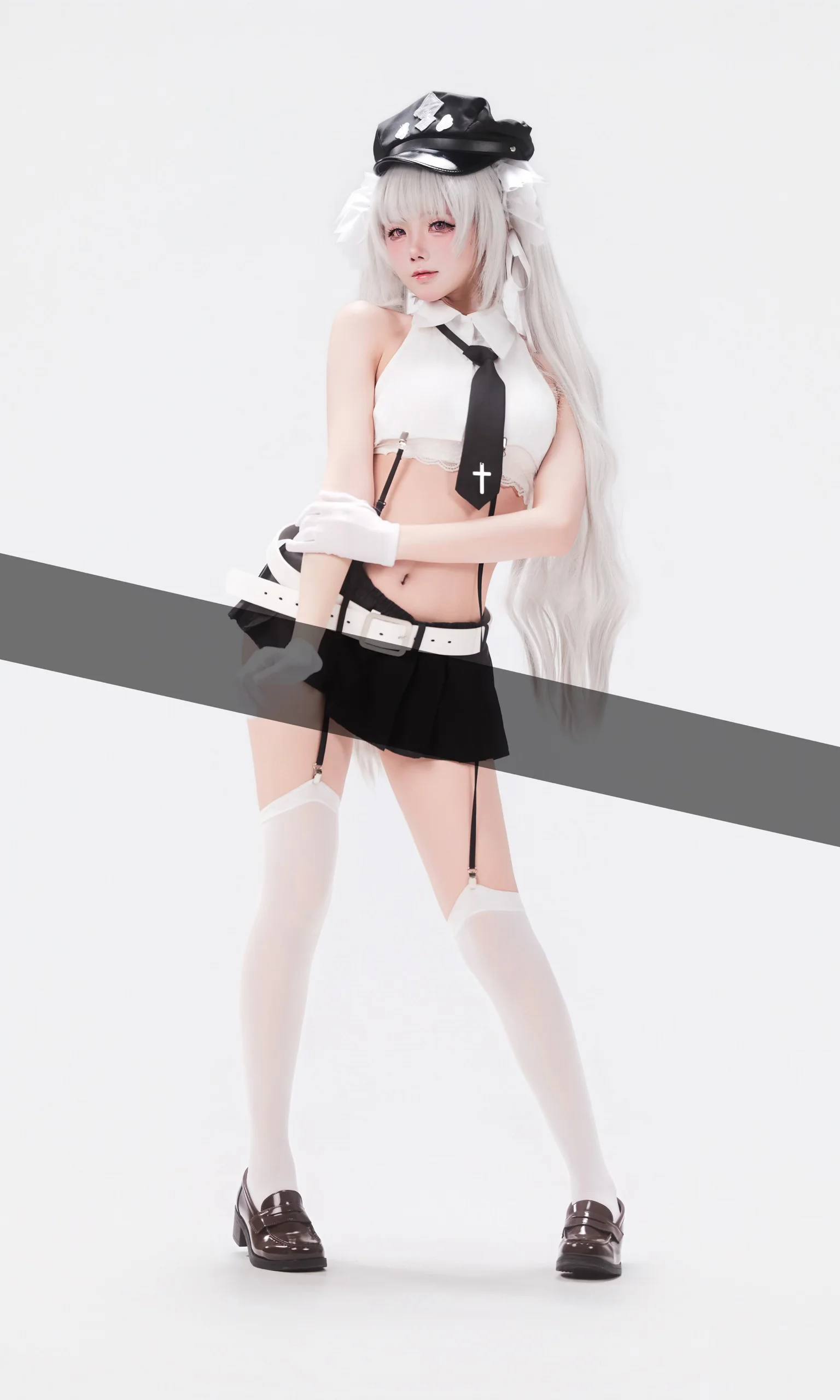 [Angel Policewoman Cosplay] This Angel Policewoman Uniform Outfit Is Honestly So Perfect for Going Out - Image 3