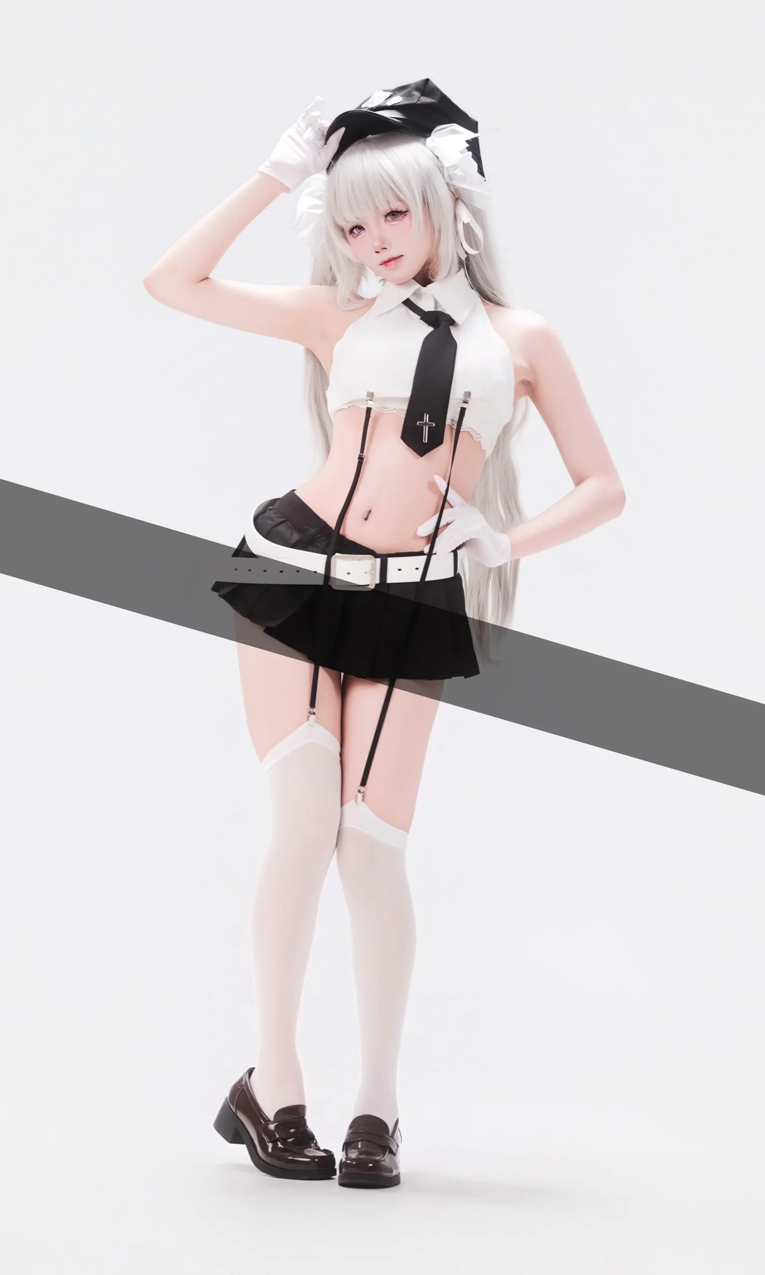 [Angel Policewoman Cosplay] This Angel Policewoman Uniform Outfit Is Honestly So Perfect for Going Out - Image 4