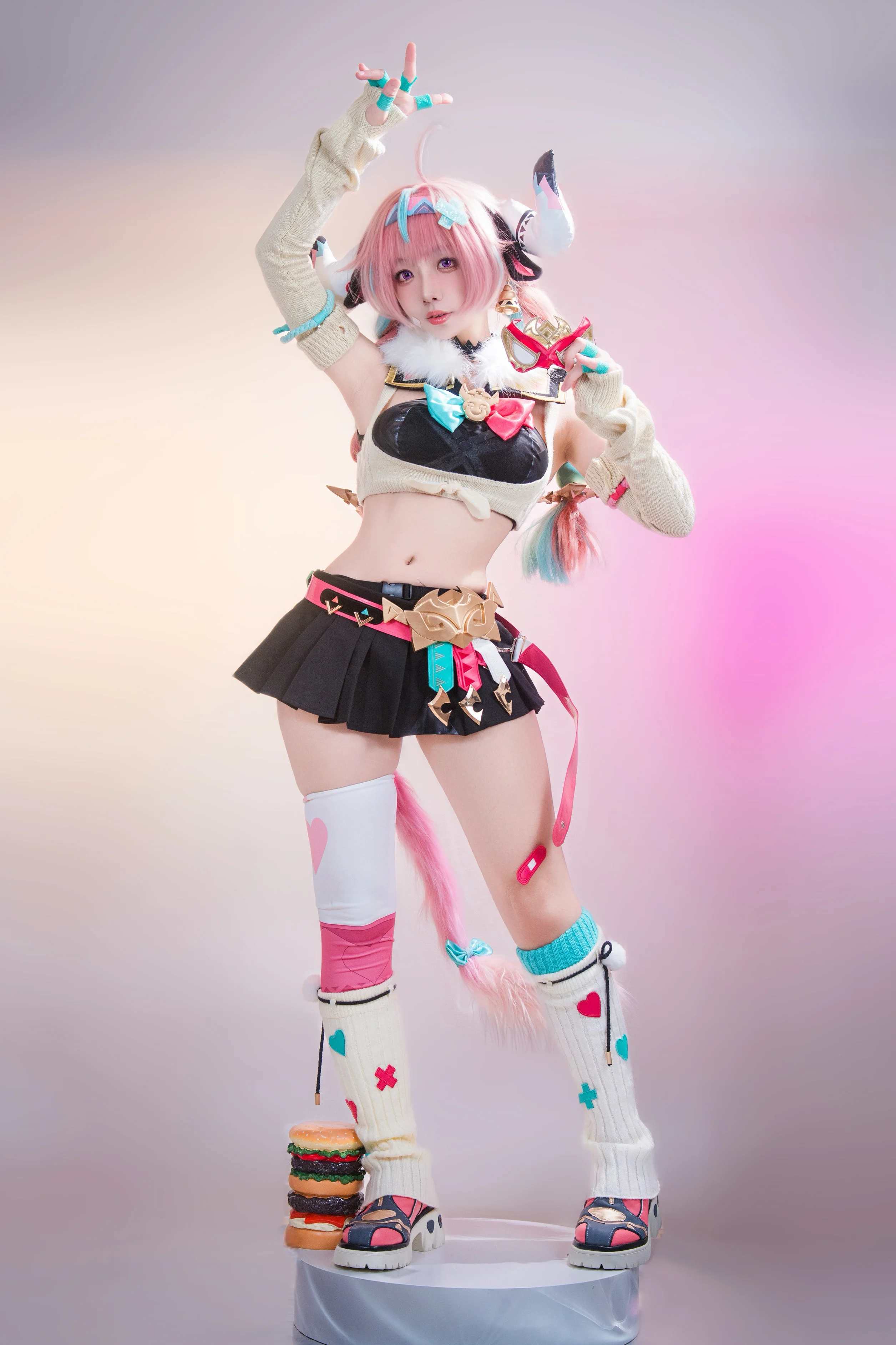 【瓦雷莎cos】勇敢牛牛在原神里的甜蜜日常 - 第 4 张
