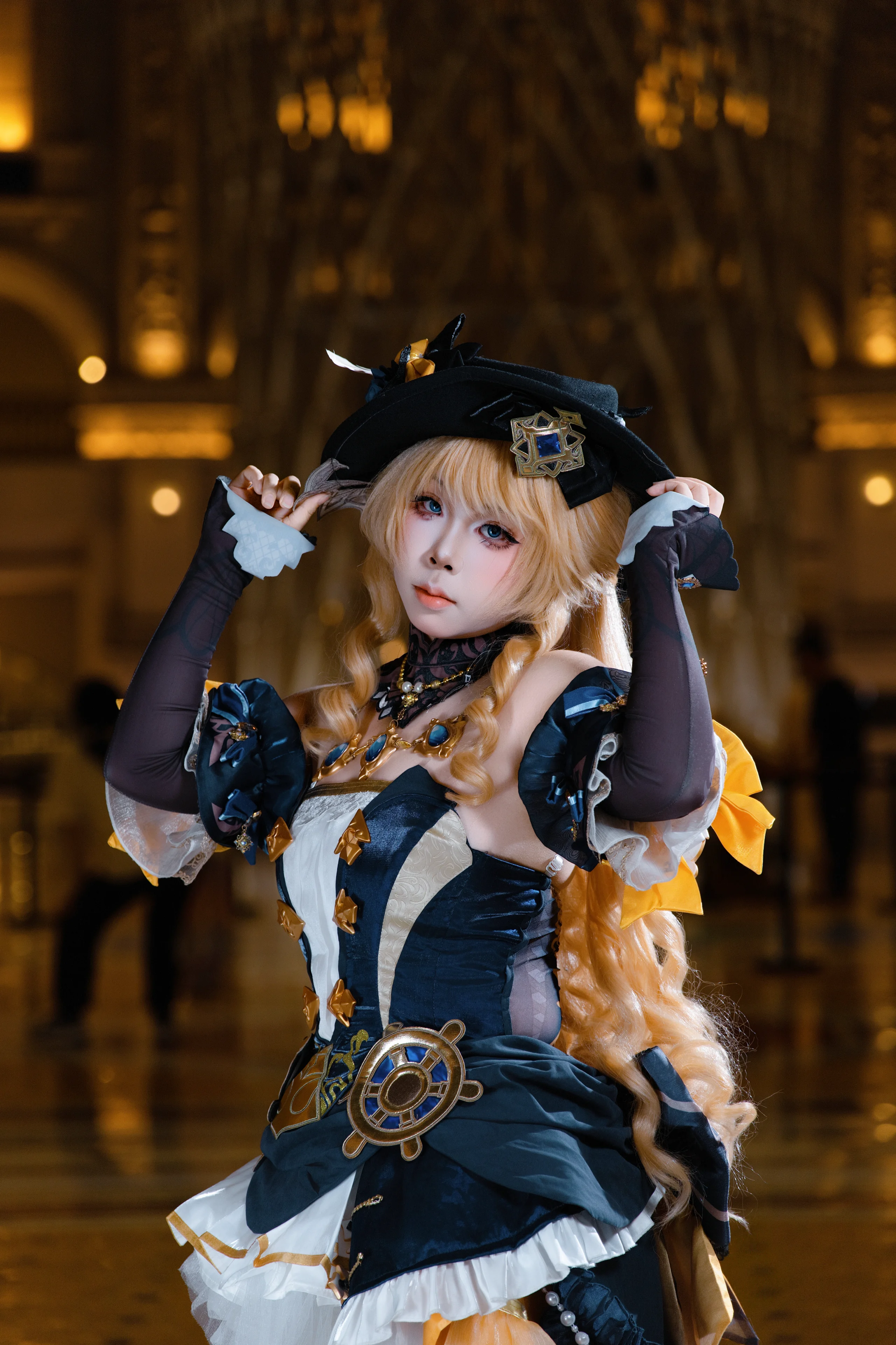 【娜維婭cos】原神刺玫會會長現身佛山羅浮宮 - 第 1 張