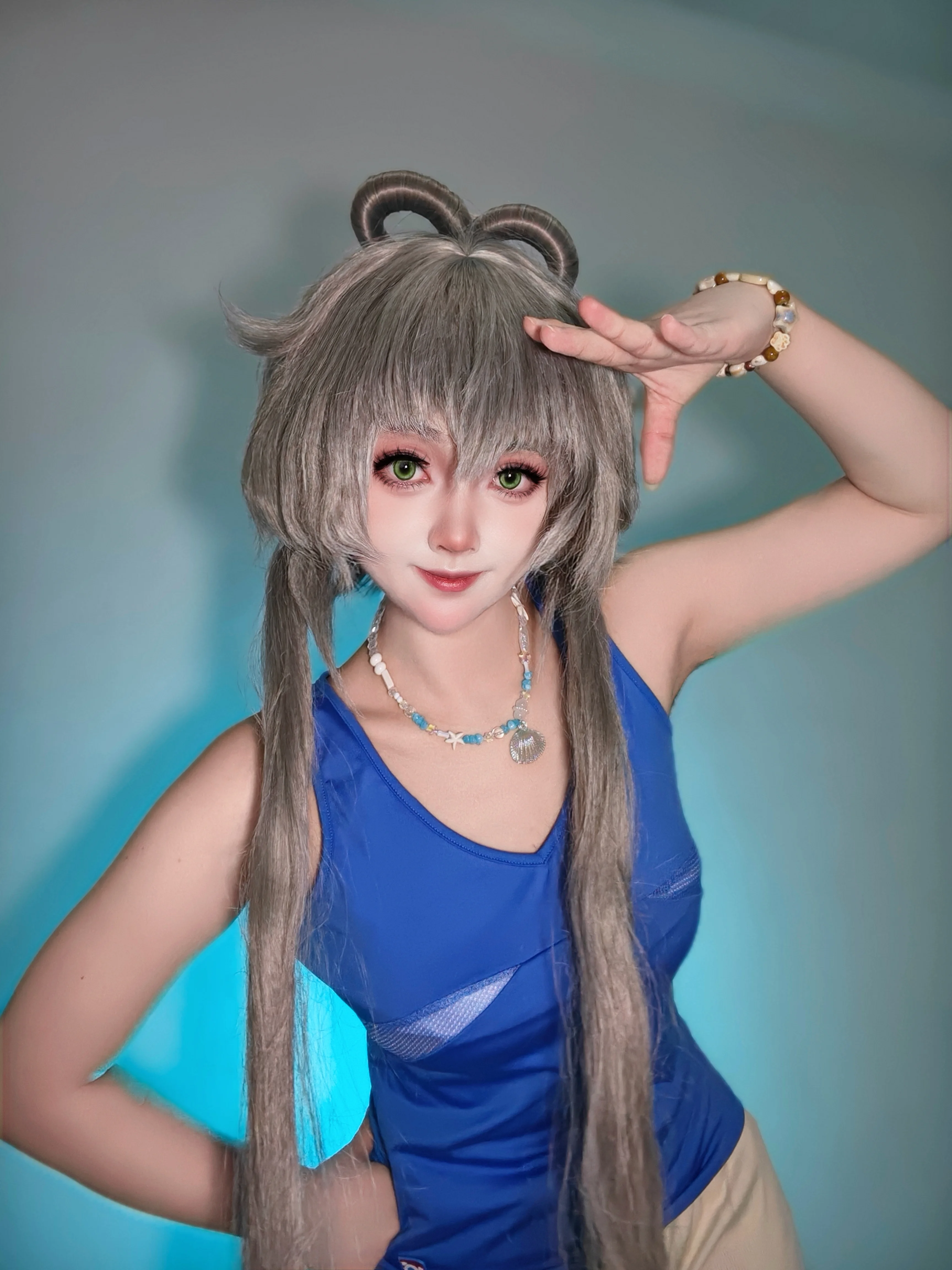 [Luo Tianyi cosplay] Blue Sporty Style: Casual Daily Life of the Silver-Gray Twin-Tails - Image 1