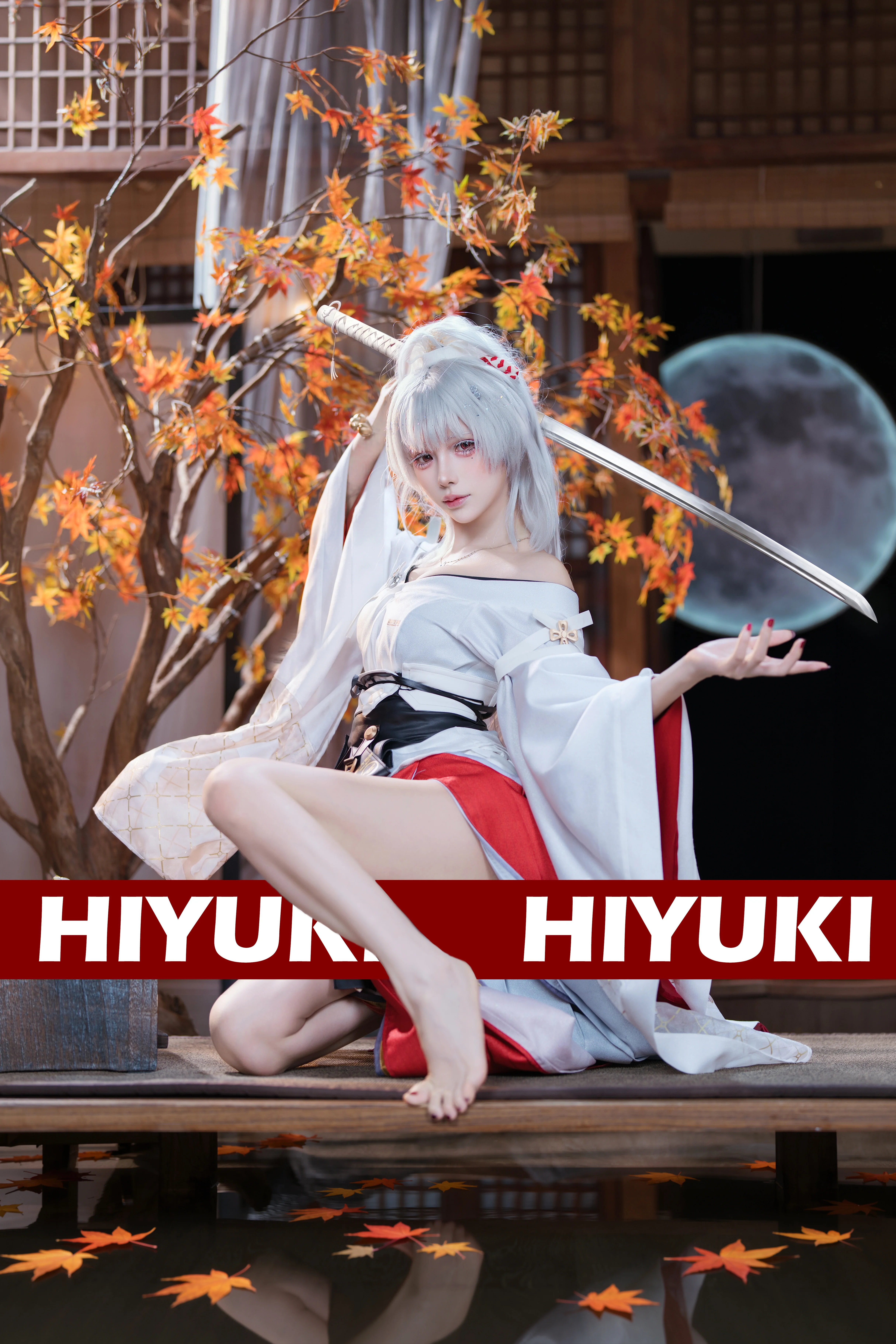 【绯雪cos】鸣潮的红枫月色，一剑斩断秋思 - 第 7 张
