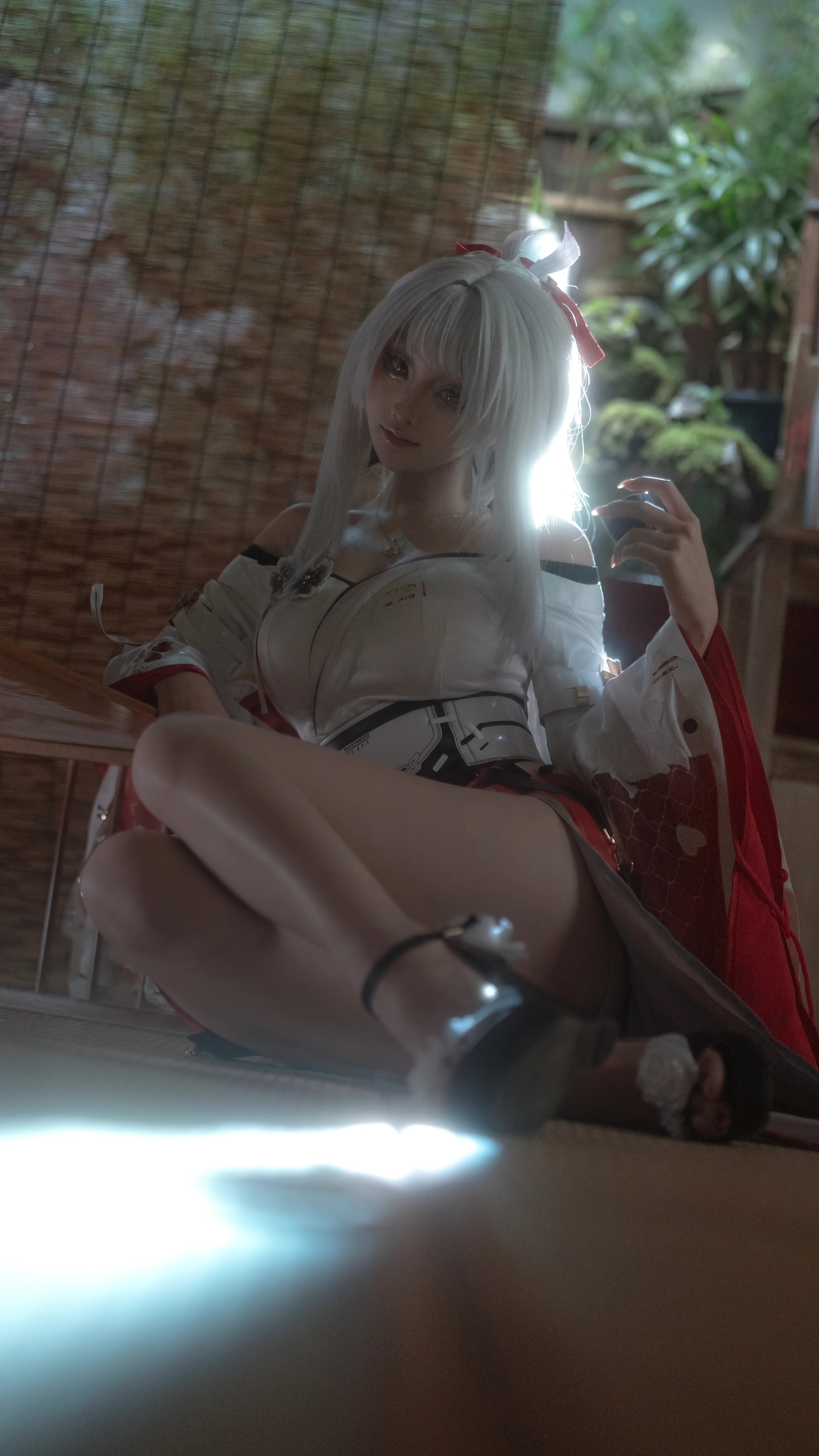[Hiyuki cosplay] The Cold and Glamorous Blade in Wuthering Waves and the Japanese-Style Courtyard - Image 4