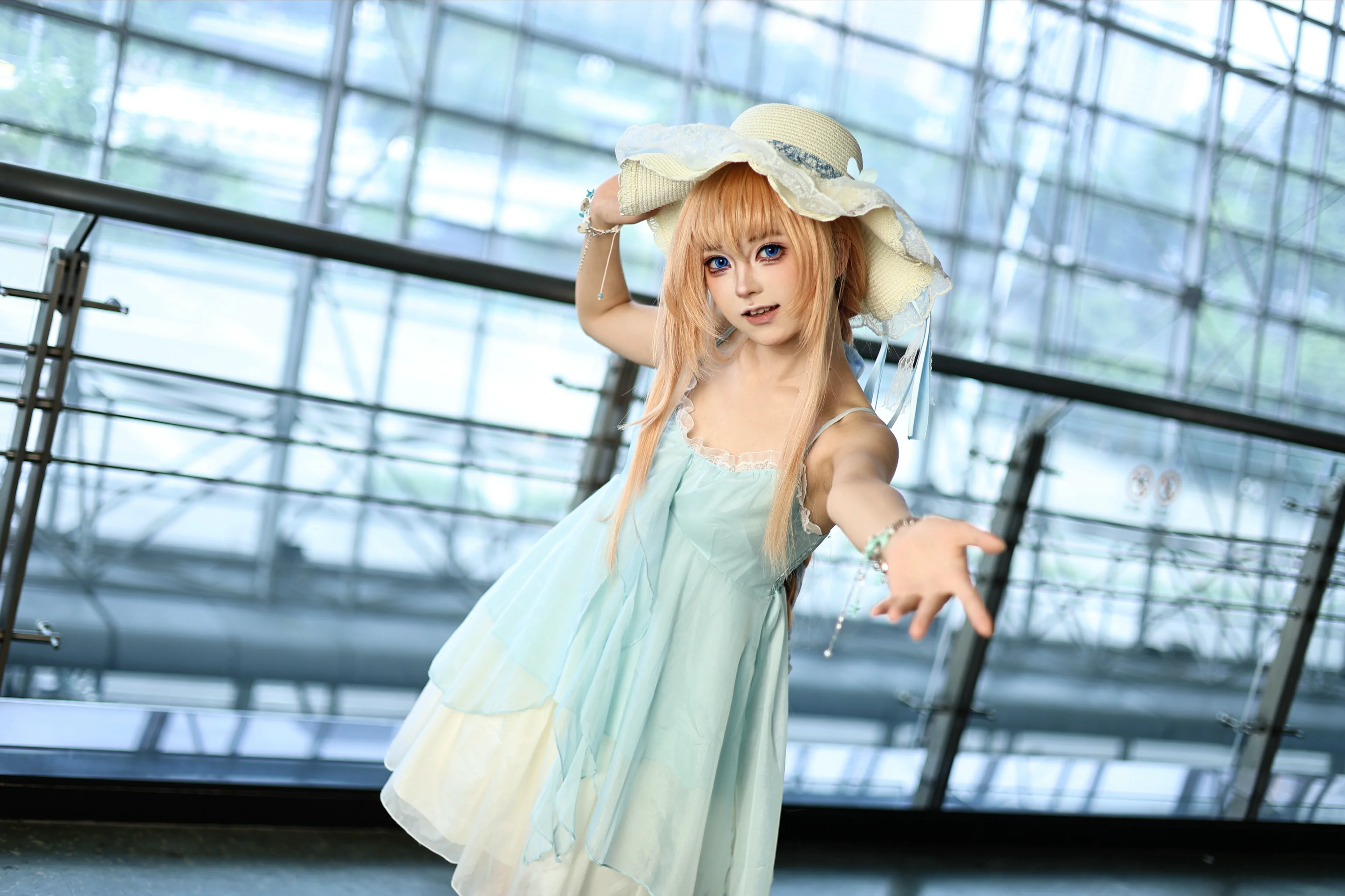 【乱藤四郎cos】刀剑乱舞私设，夏日玻璃穹顶下的清新感 - 第 1 张
