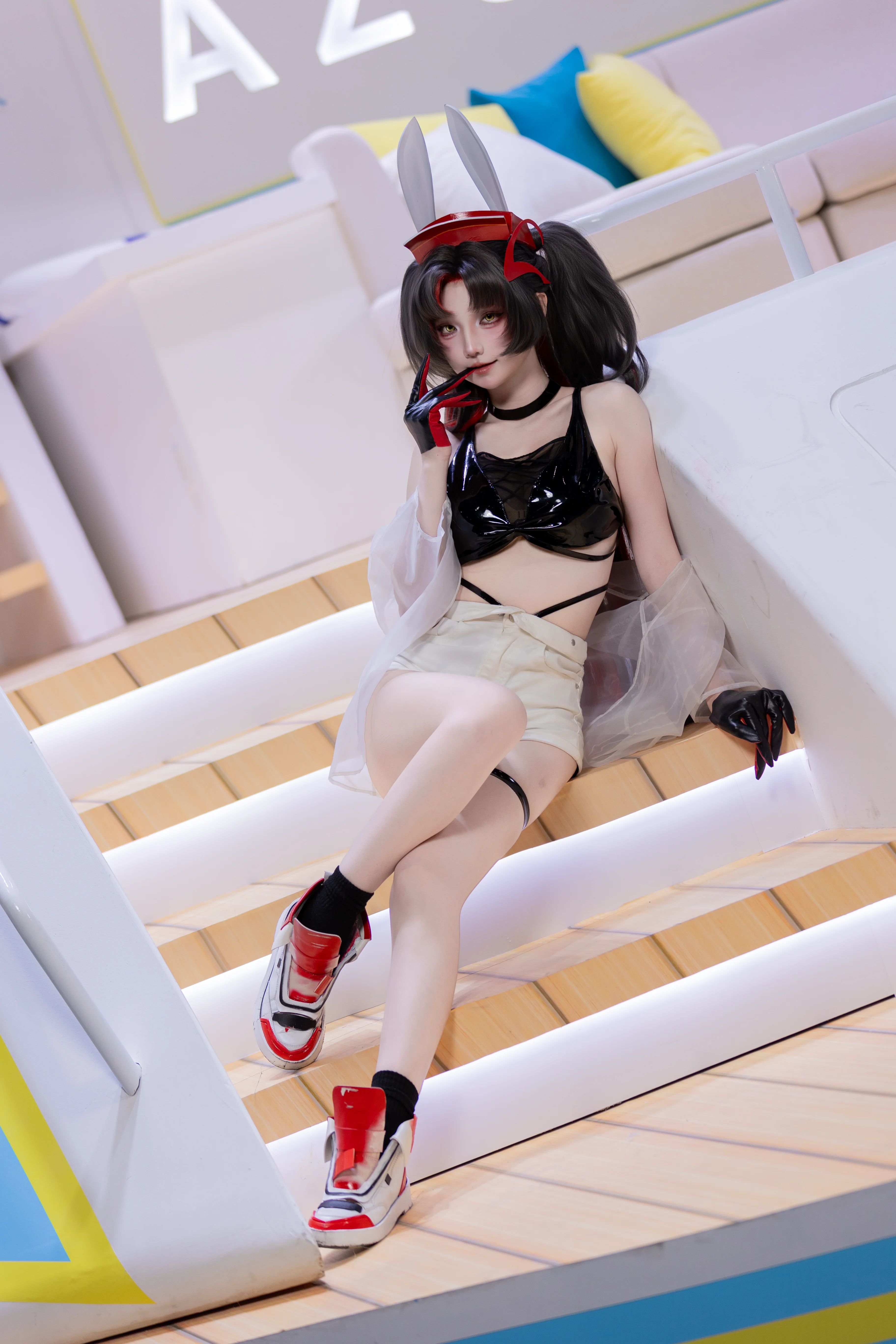 【z52コスプレ】黒赤のうさ耳スタイル、サイバー感のある爽快な日常 - 3 枚目