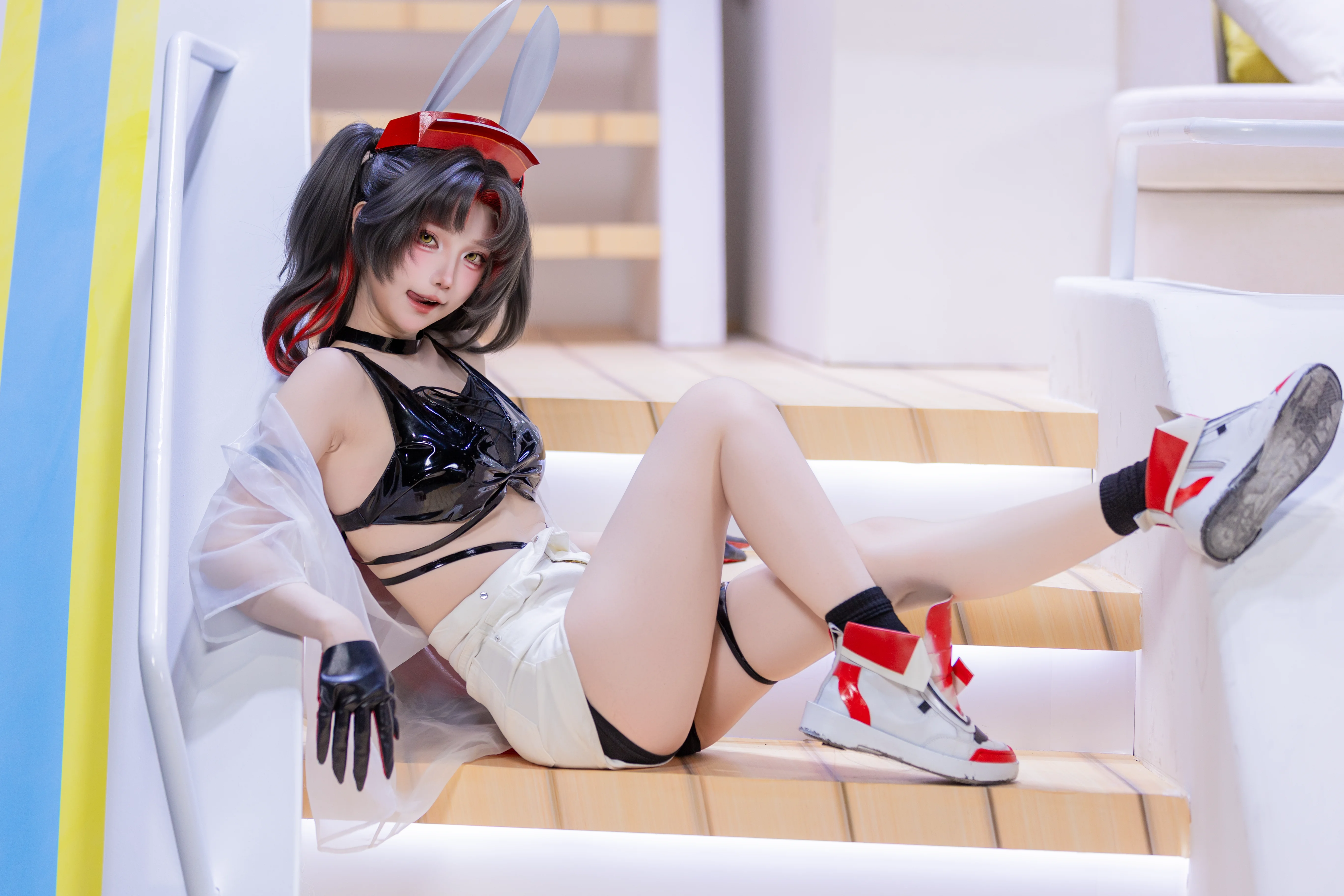 【z52コスプレ】黒赤のうさ耳スタイル、サイバー感のある爽快な日常