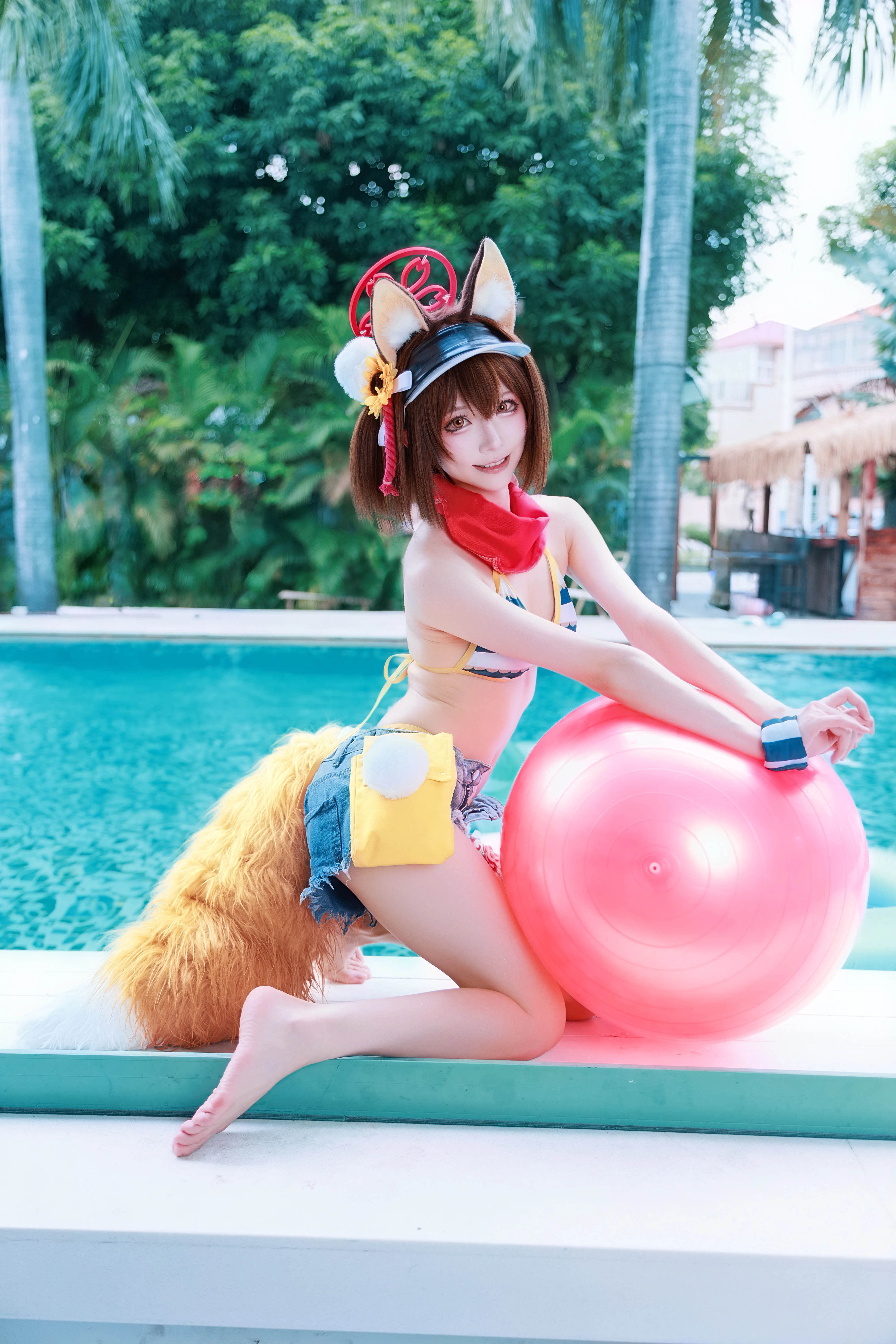 [Kuda Izuna cosplay] Blue Archive: A Cool Invitation from the Summer Pool - Image 2