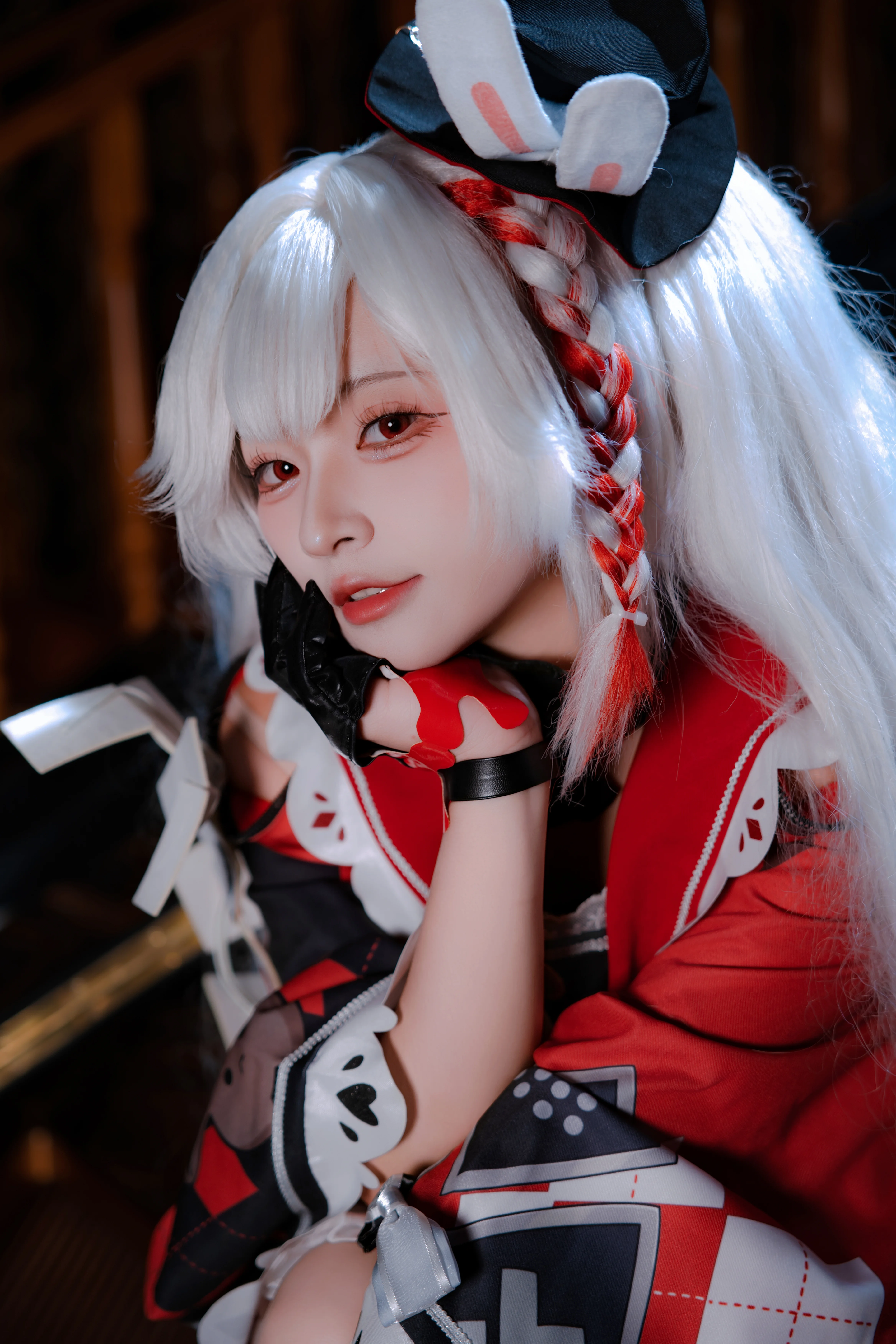 【火花cos】崩坏星穹铁道里的捣蛋鬼，红白配色真的太显眼 - 第 1 张
