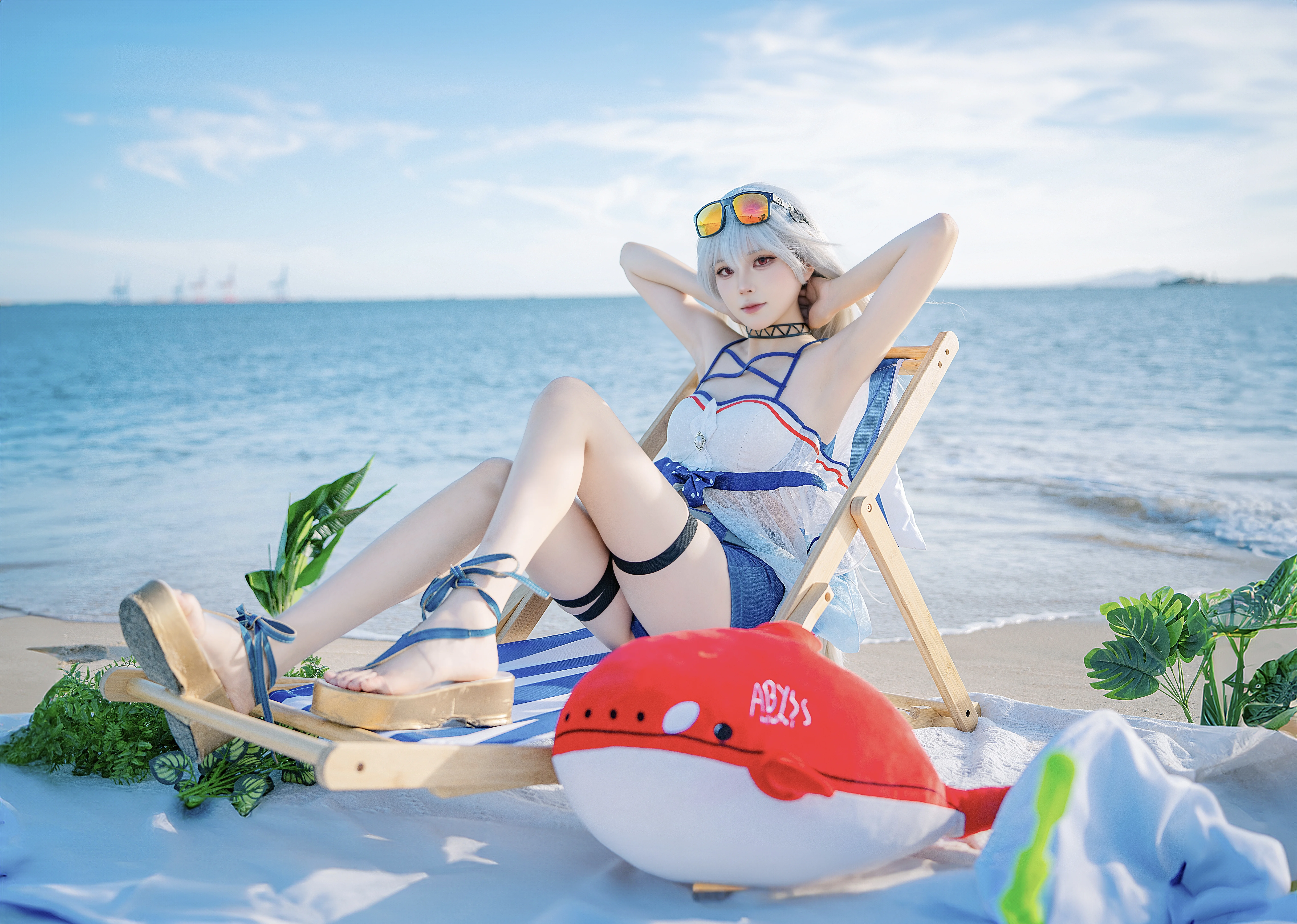 【明日方舟浊心斯卡蒂cos】海边度假的清爽夏日正片 - 第 4 张