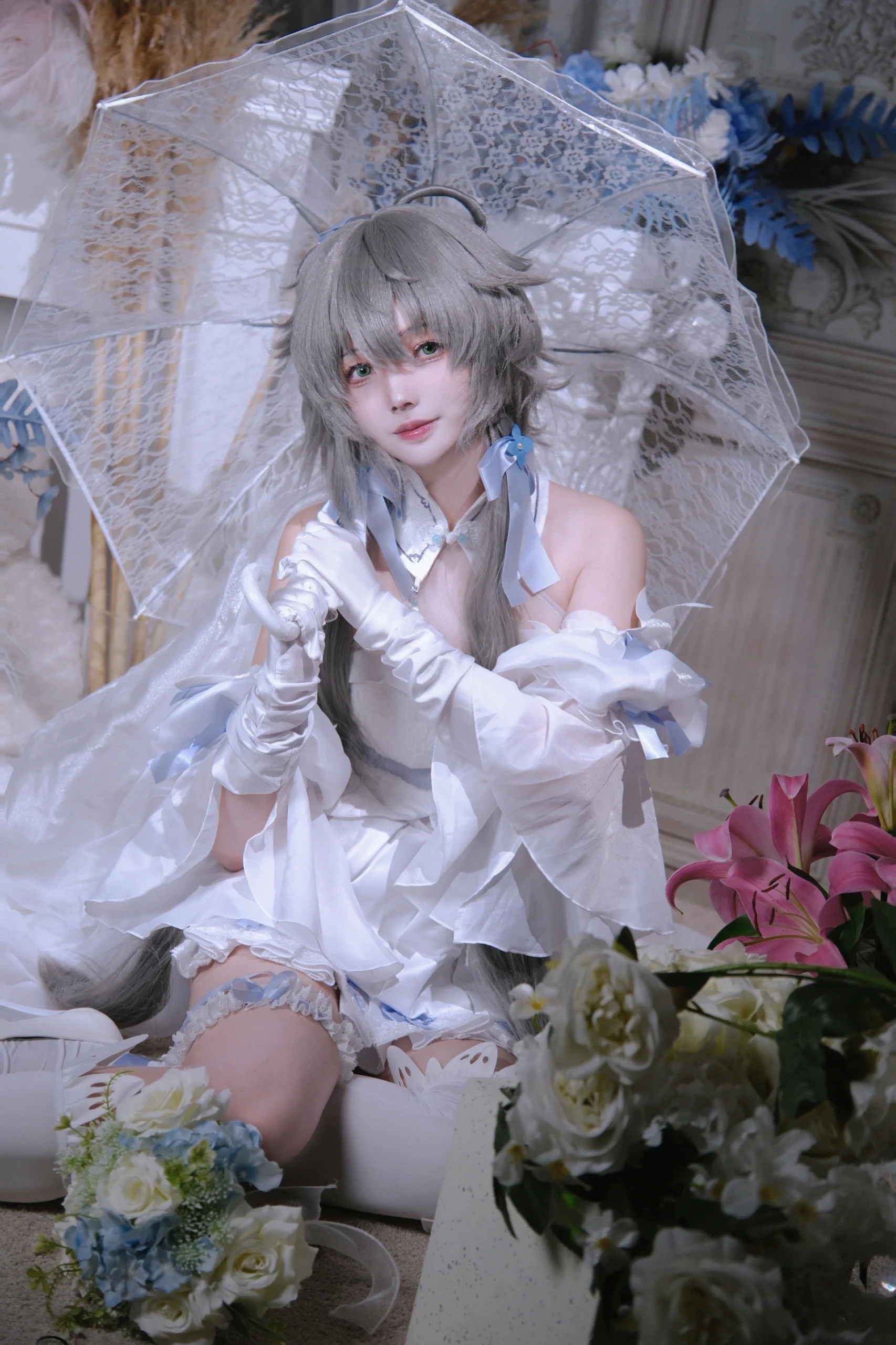 【洛天依cos】在V家世界里做个优雅花嫁 - 第2张