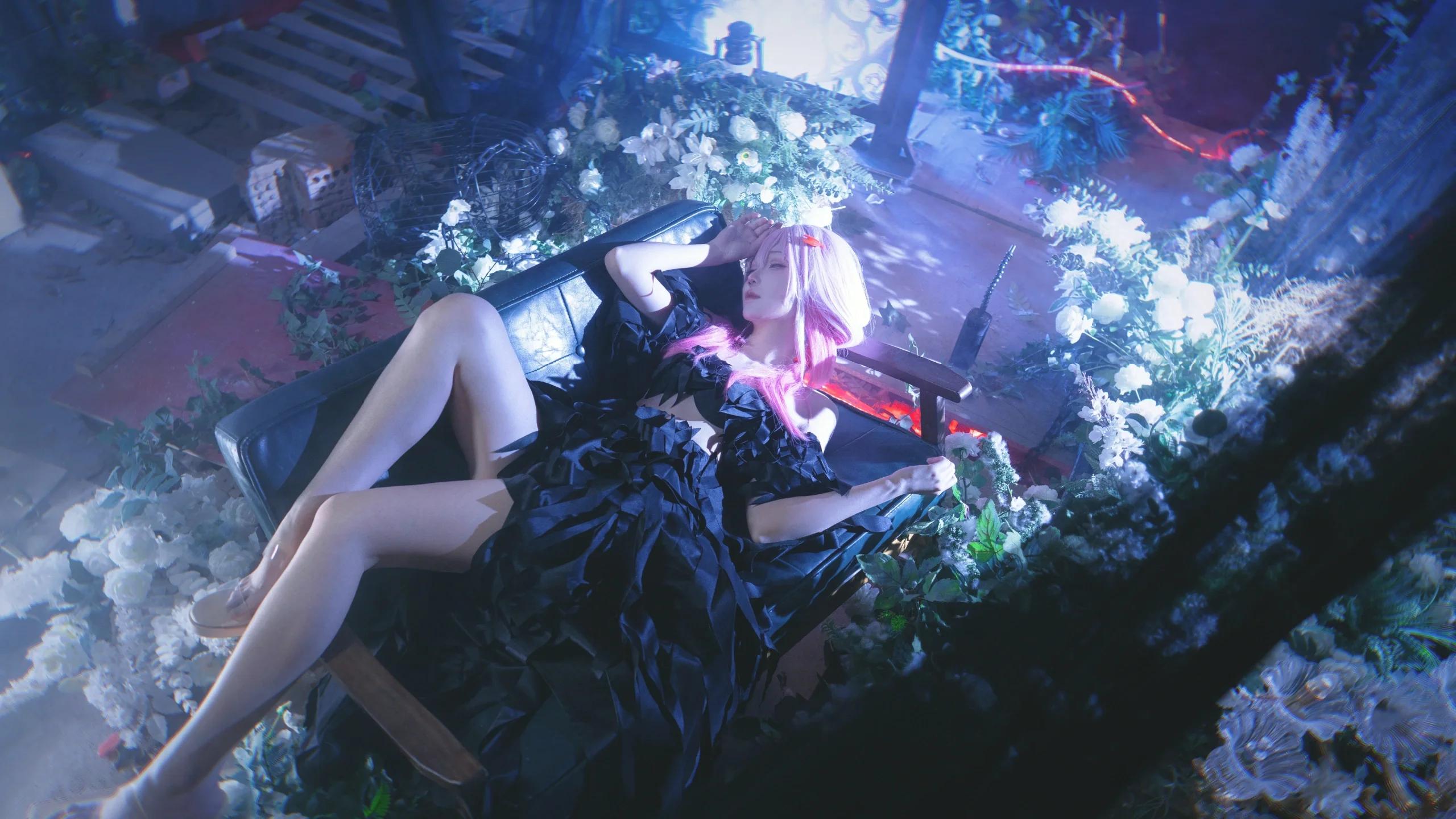[Yuzuriha Inori cosplay] Black Feathers and White Flowers: The Nostalgic Impact of the Episode 1 MV - Image 8