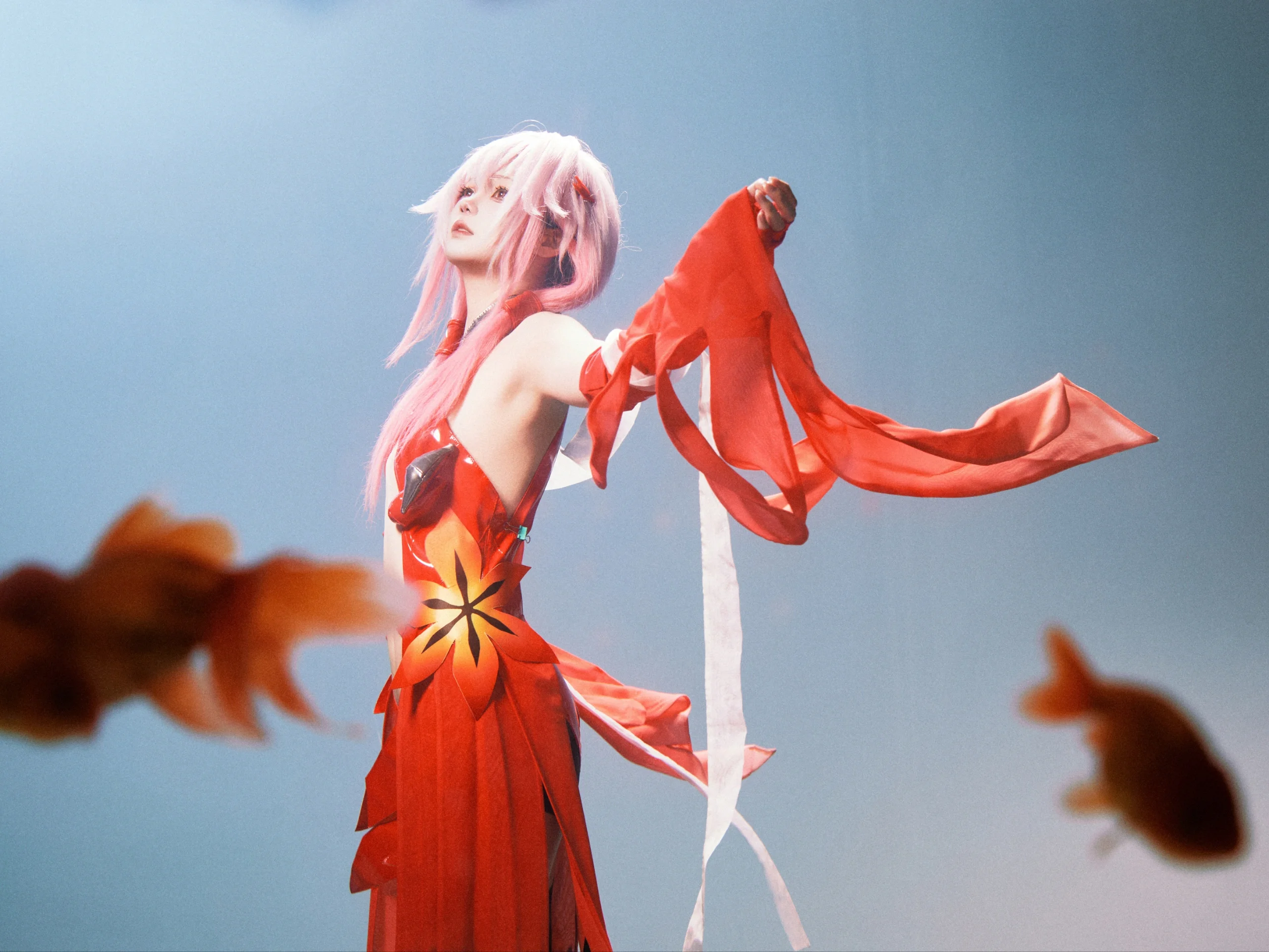[Yuzuriha Inori cosplay] The Apocalypse and Life of Guilty Crown: Freezing Textured Moments in a Magazine Style - Image 5