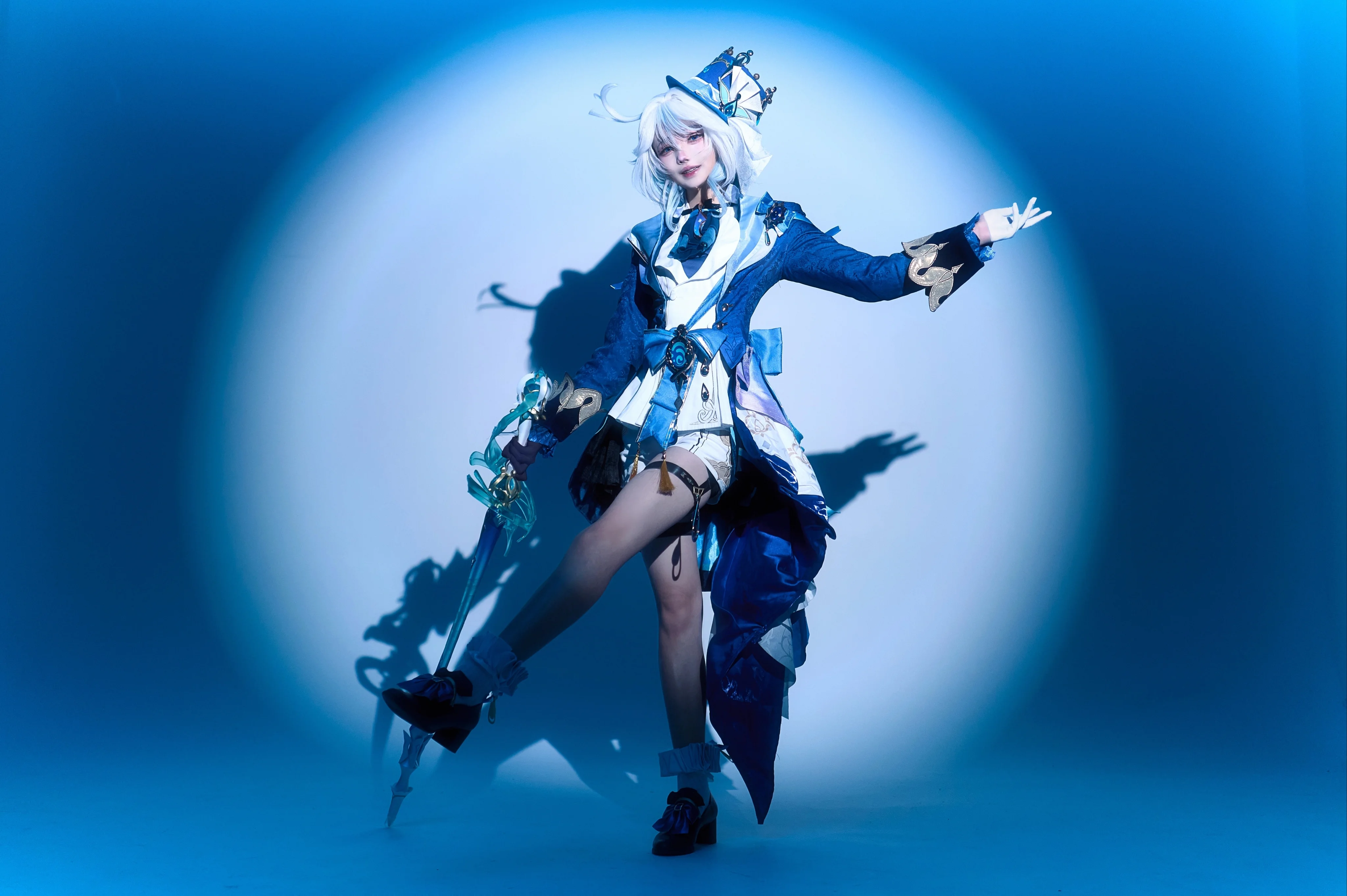 【芙宁娜cos】在光影中沉淀，用情感去共鸣 - 第 9 张