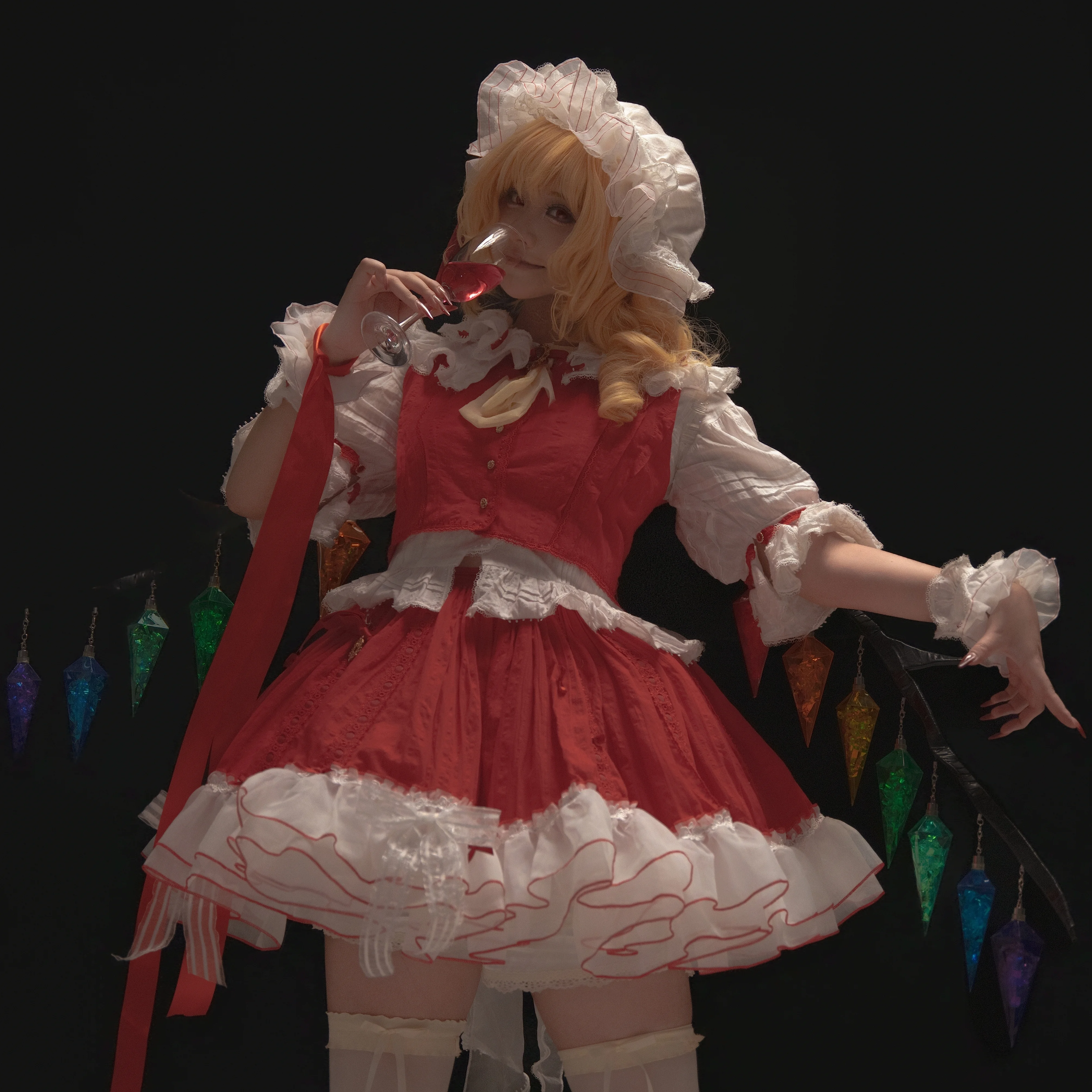 【芙兰朵露斯卡雷特cos】红魔馆的妹妹，今夜不醉不归
