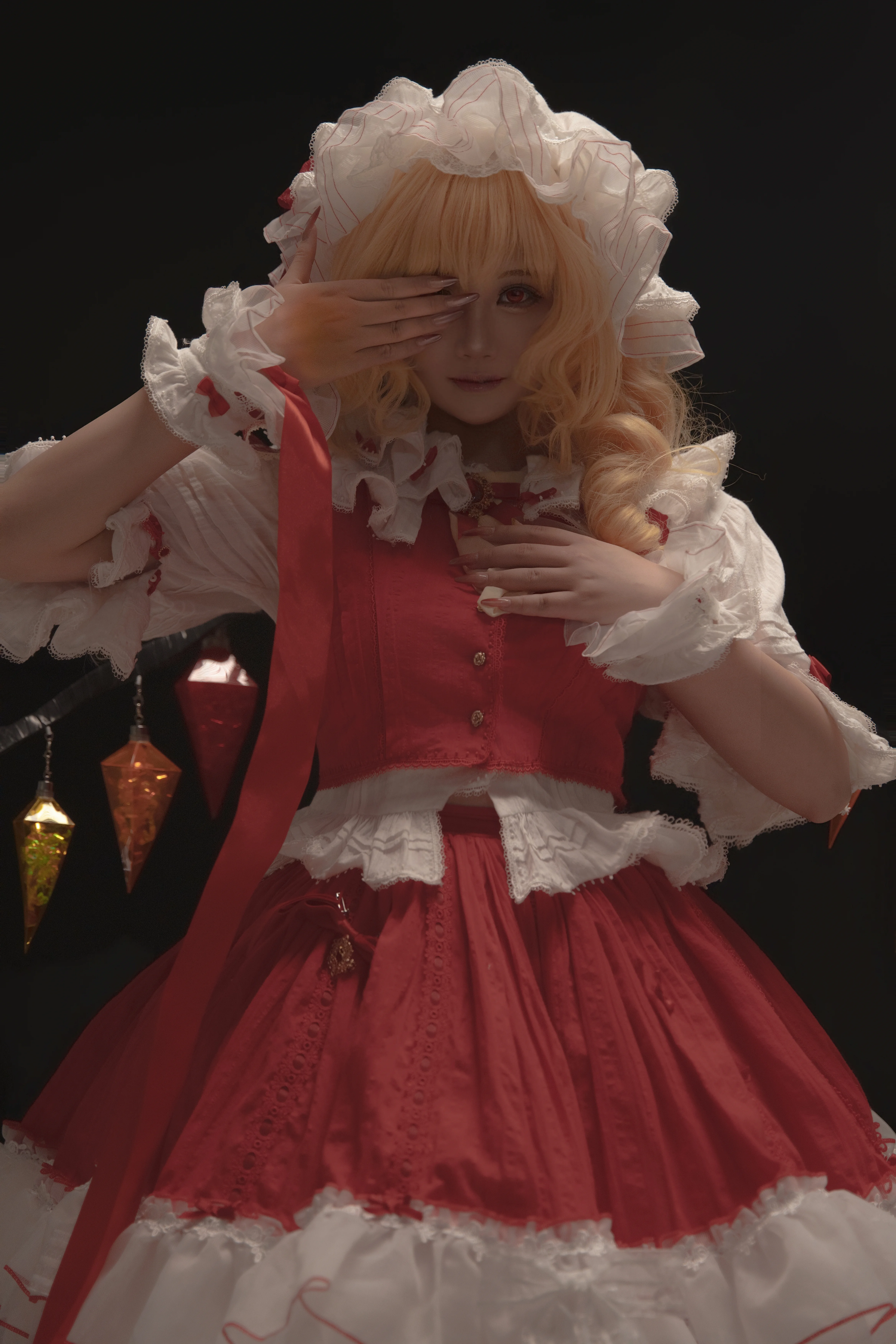 【芙兰朵露斯卡雷特cos】红魔馆的妹妹，今夜不醉不归 - 第 4 张