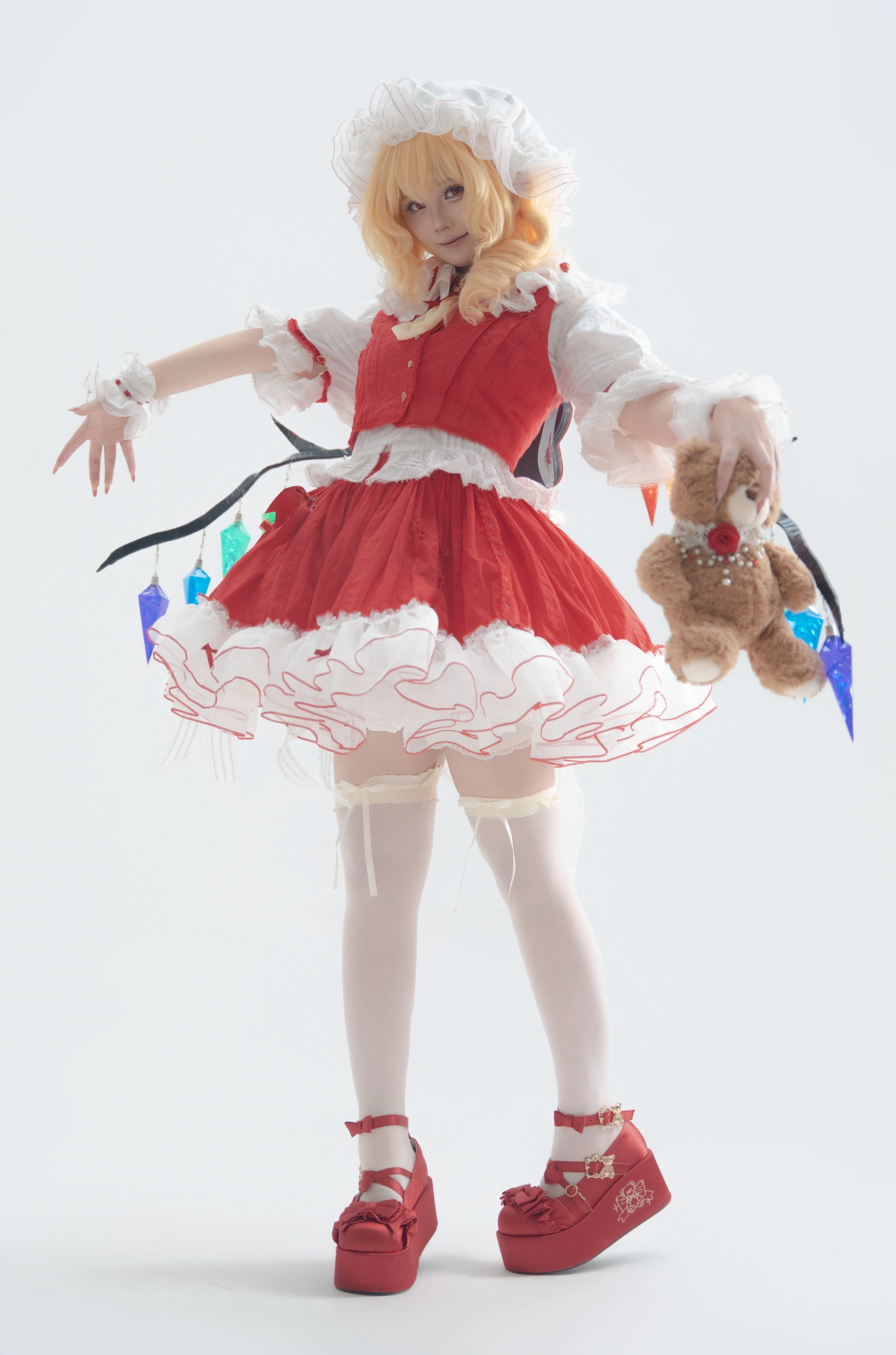 【芙蘭朵露斯卡雷特cos】紅魔館的惡魔之妹，七彩水晶與泰迪熊的日常 - 第 1 張