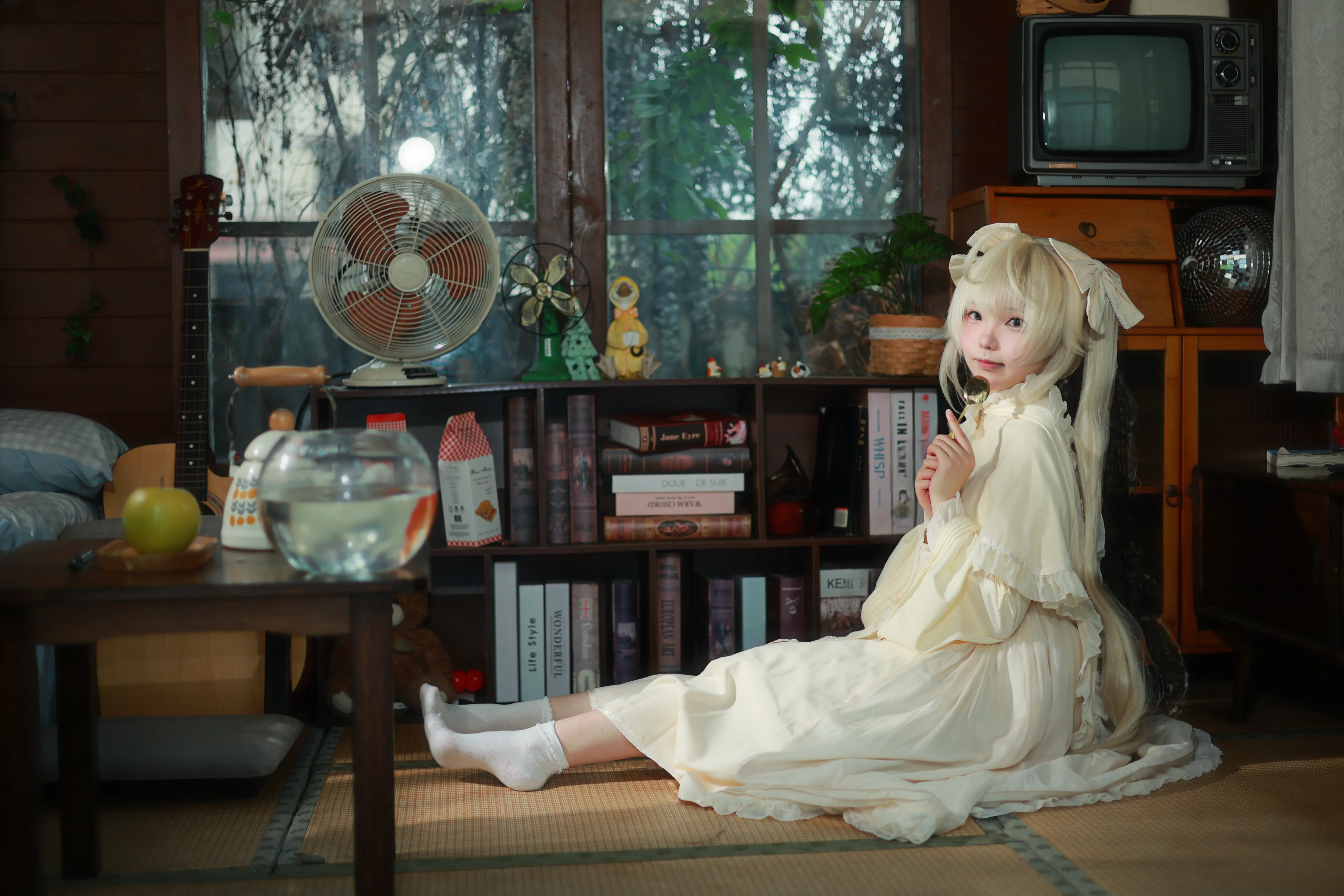 【春日野穹cos】雨天里的湿润静谧，与玩偶的午后时光 - 第 3 张