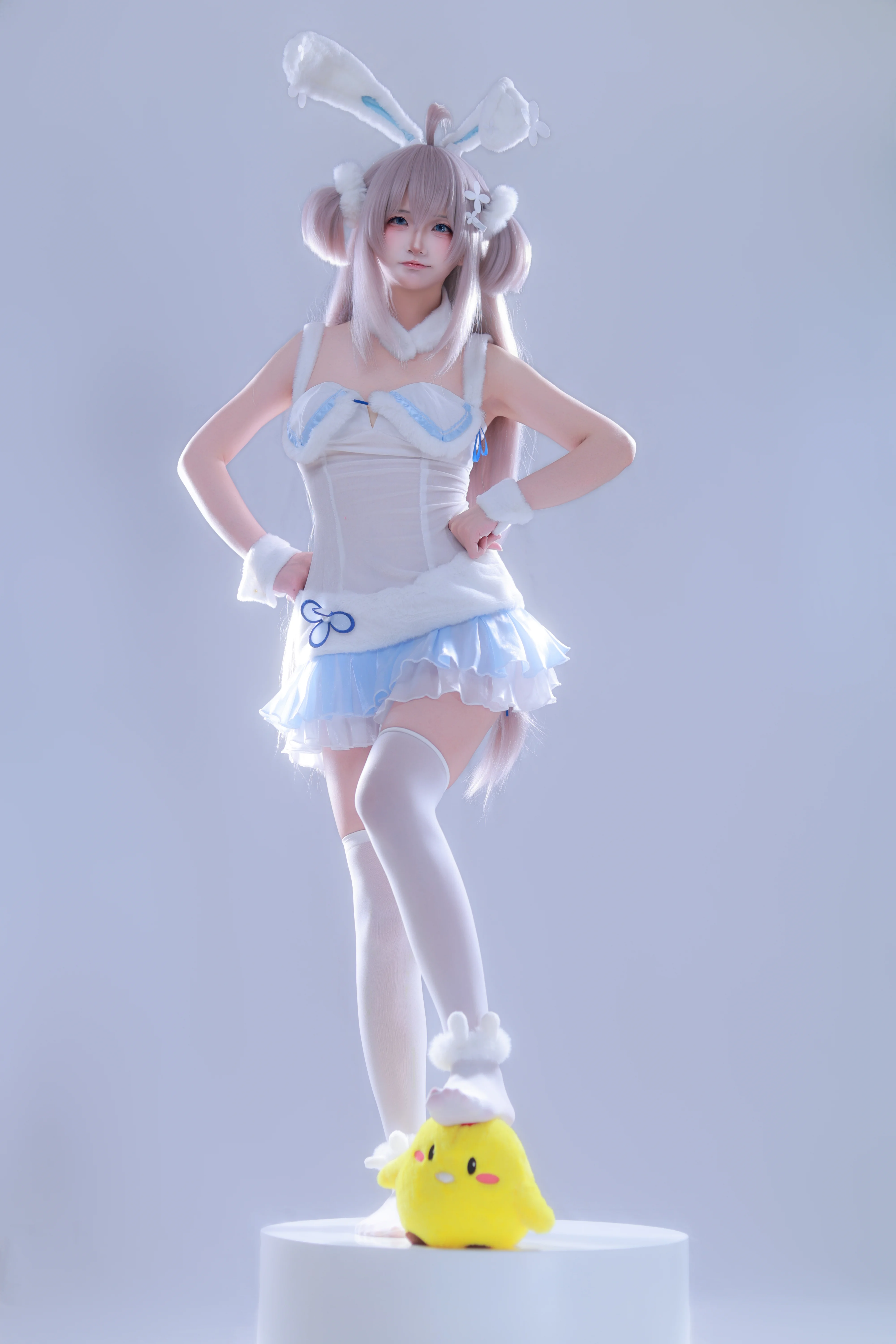 【海風うさちゃんコスプレ】ブルーアーカイブの夏色海風、ぴょこぴょこ动くうさ耳