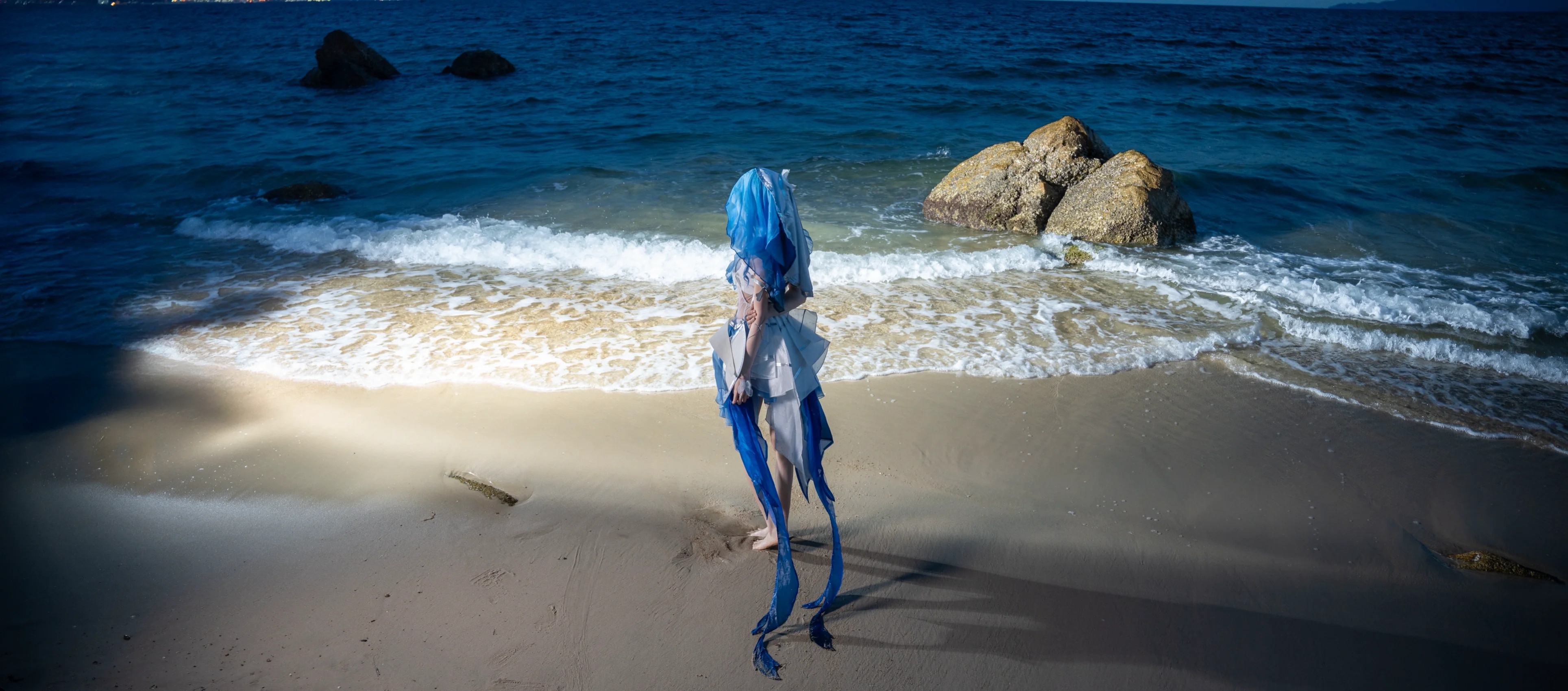 【守岸人cos】在海边的浪花中，寻找鸣潮的呼吸 - 第 3 张