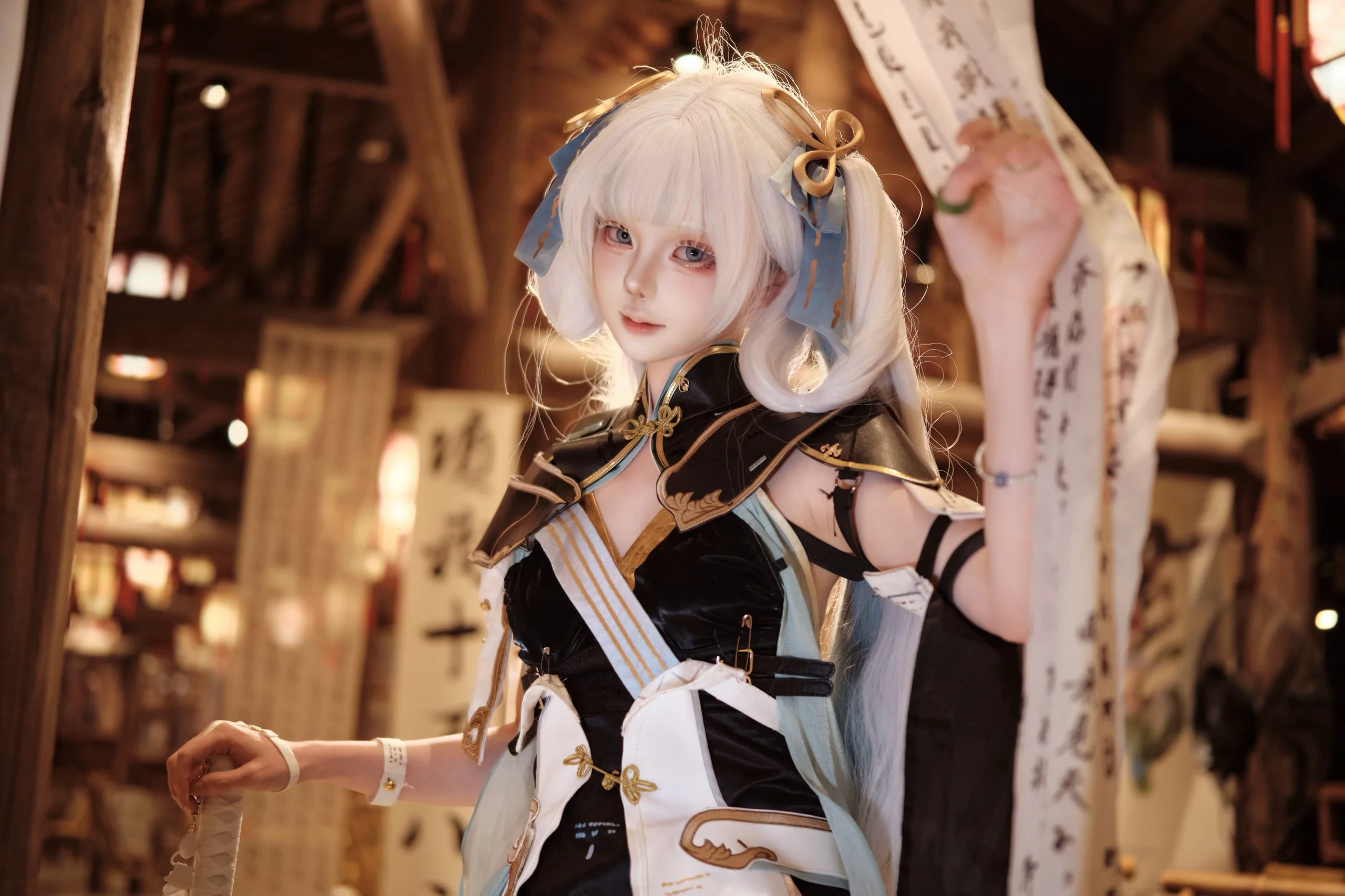 【今汐cos】鸣潮里的白毛少女，执笔执剑皆从容