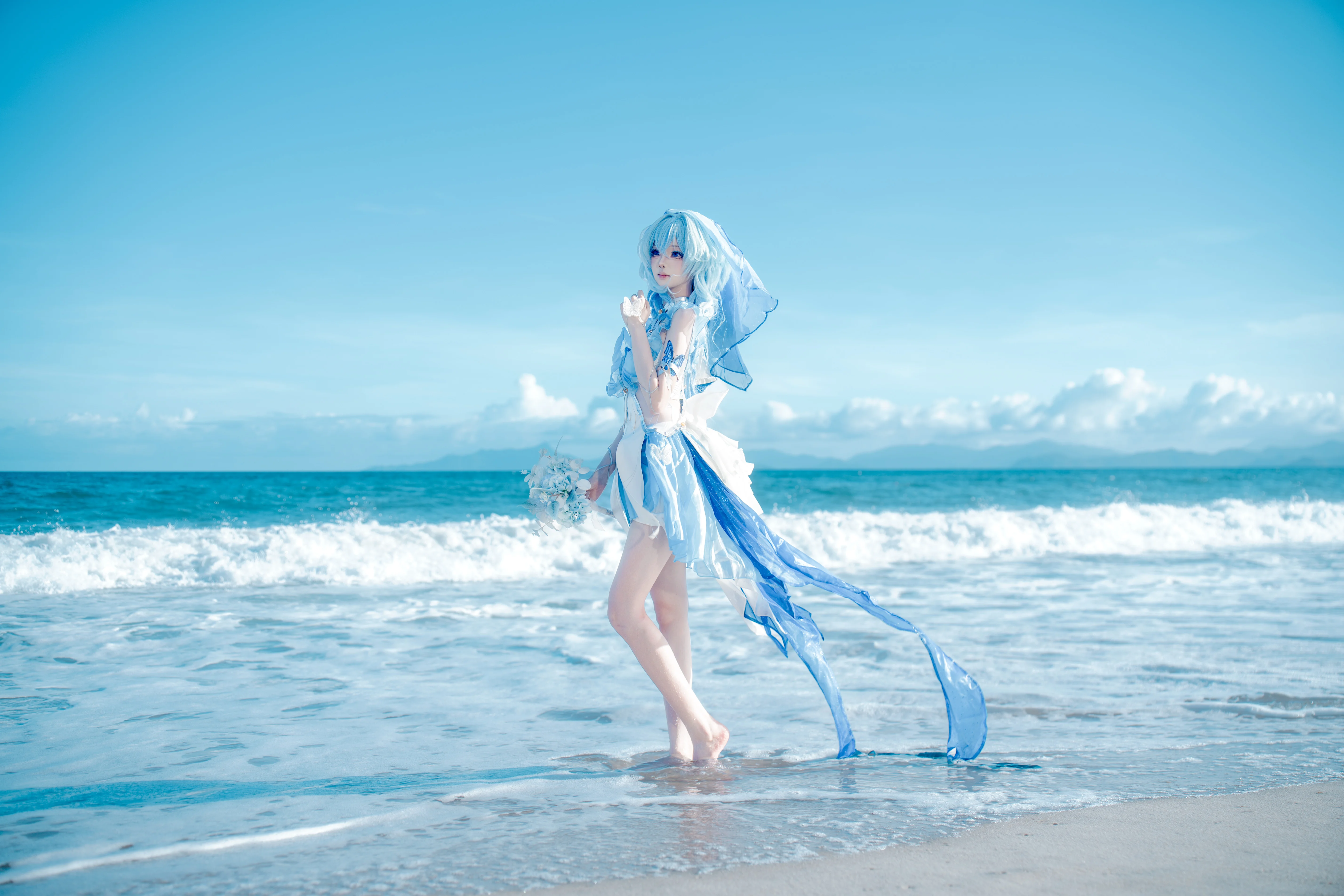 【ショアキーパー コスプレ】海風にたゆたう青、ショアキーパーの一瞬の光を捉えて - 3 枚目